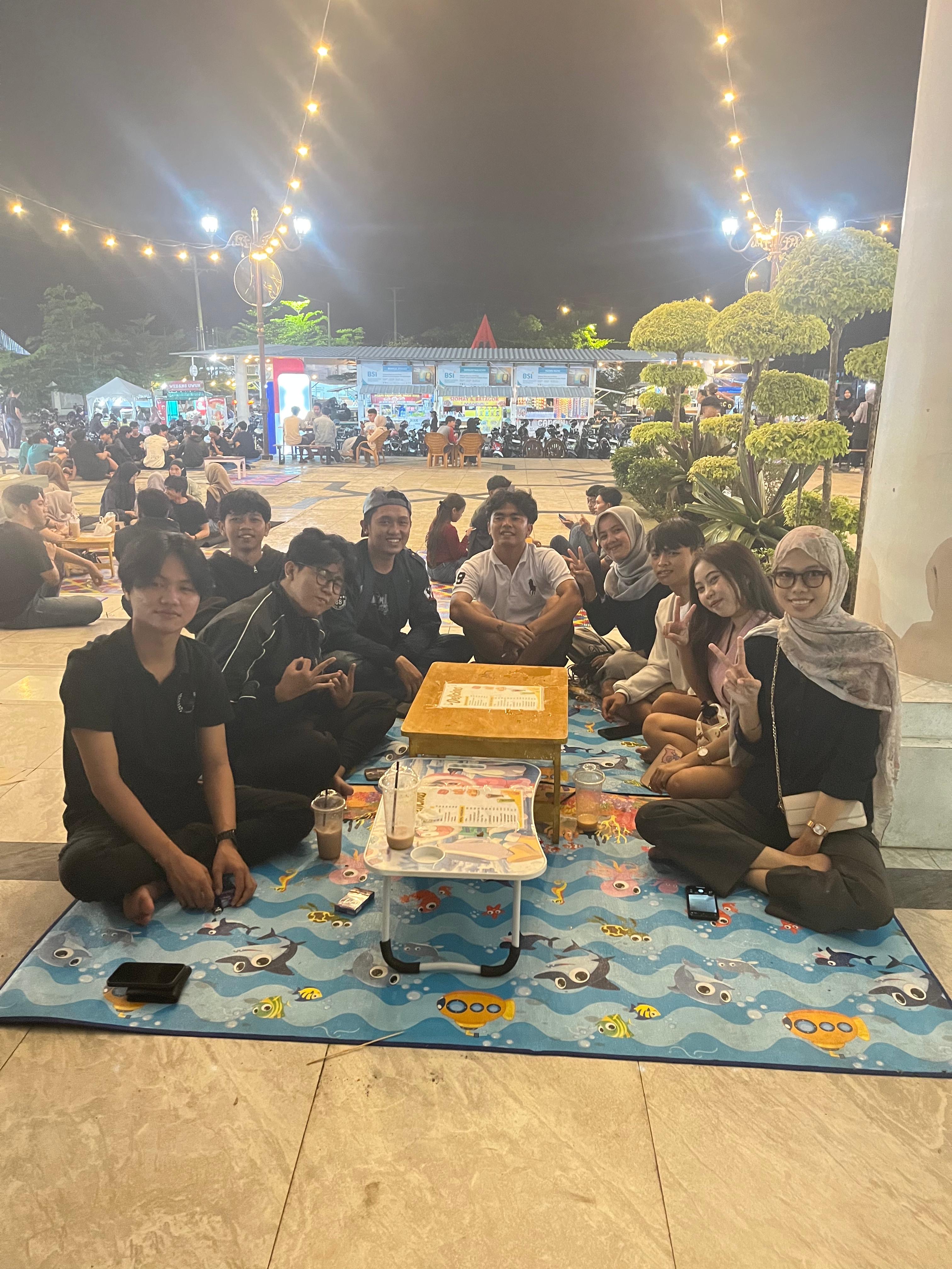 Pertemuan Membahas Rencana Proker Kel 23