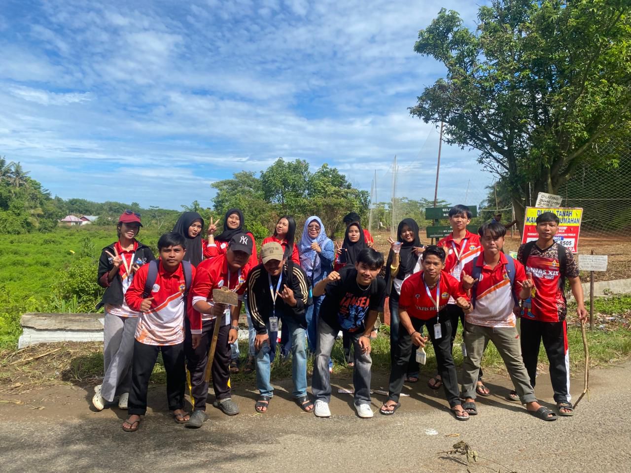 gotong royong kelurahan