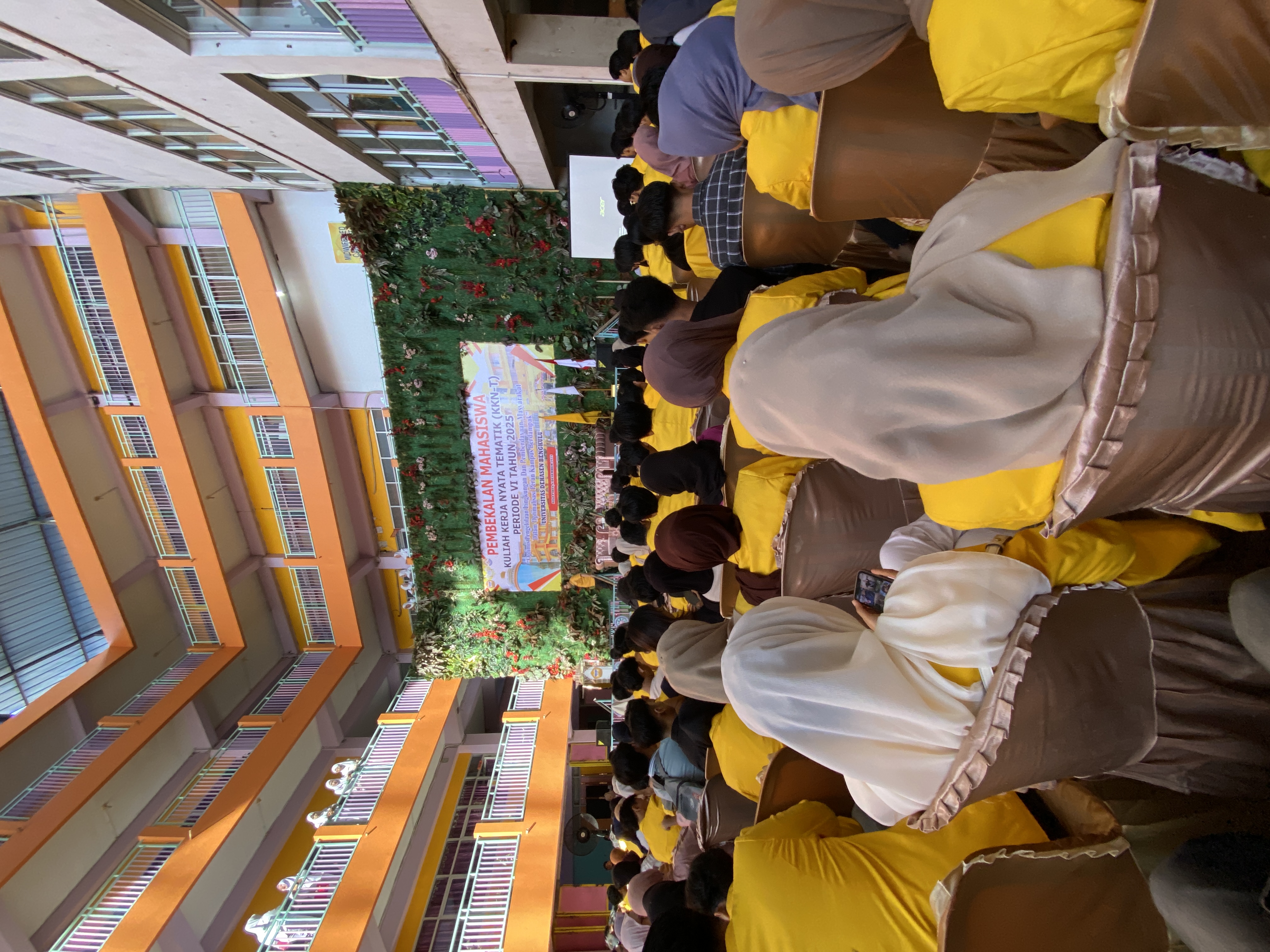 pembekalan mahasiswa kknpriode VI tahun 2025