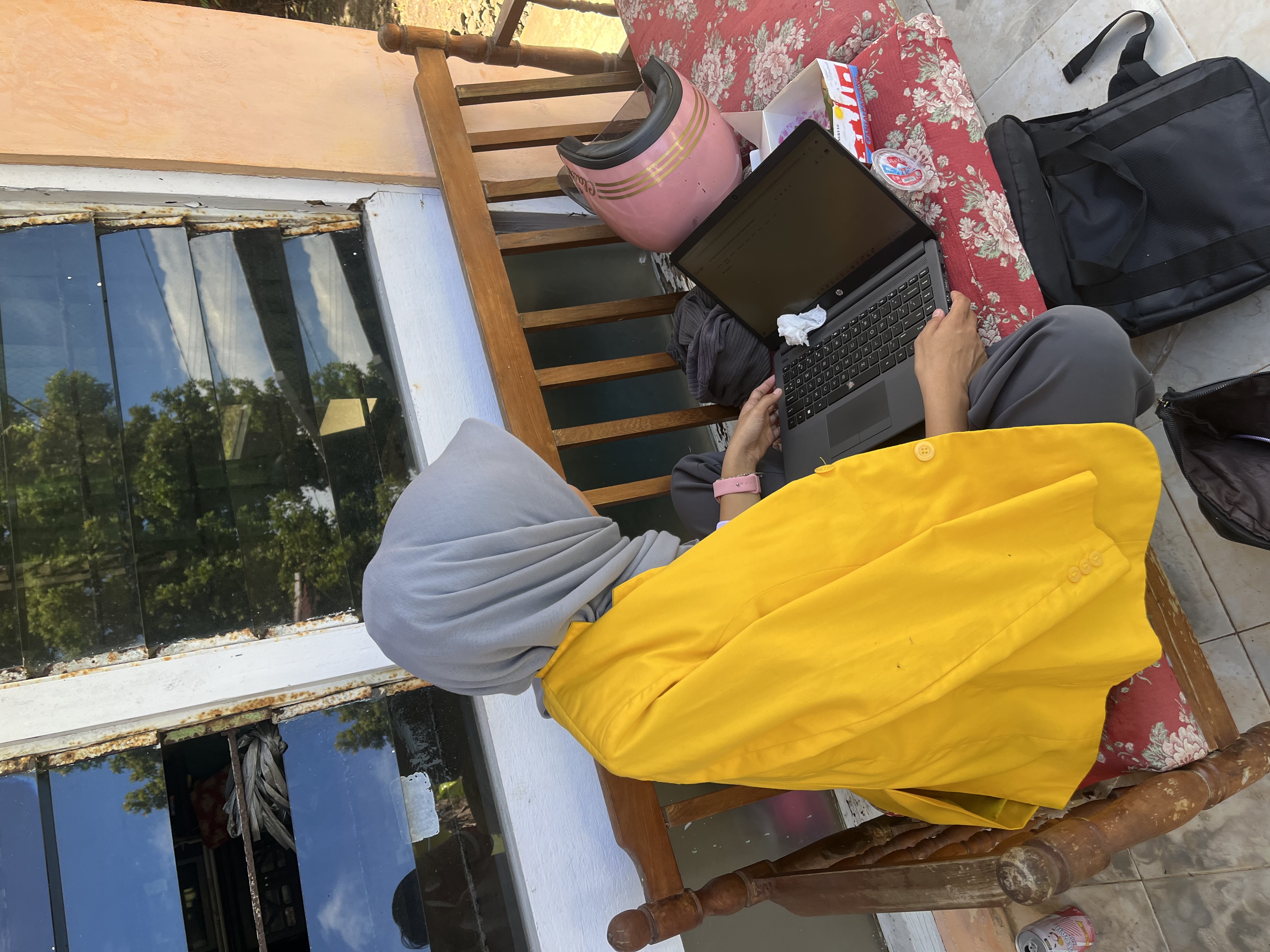 Nyicil buat laporan kelompok