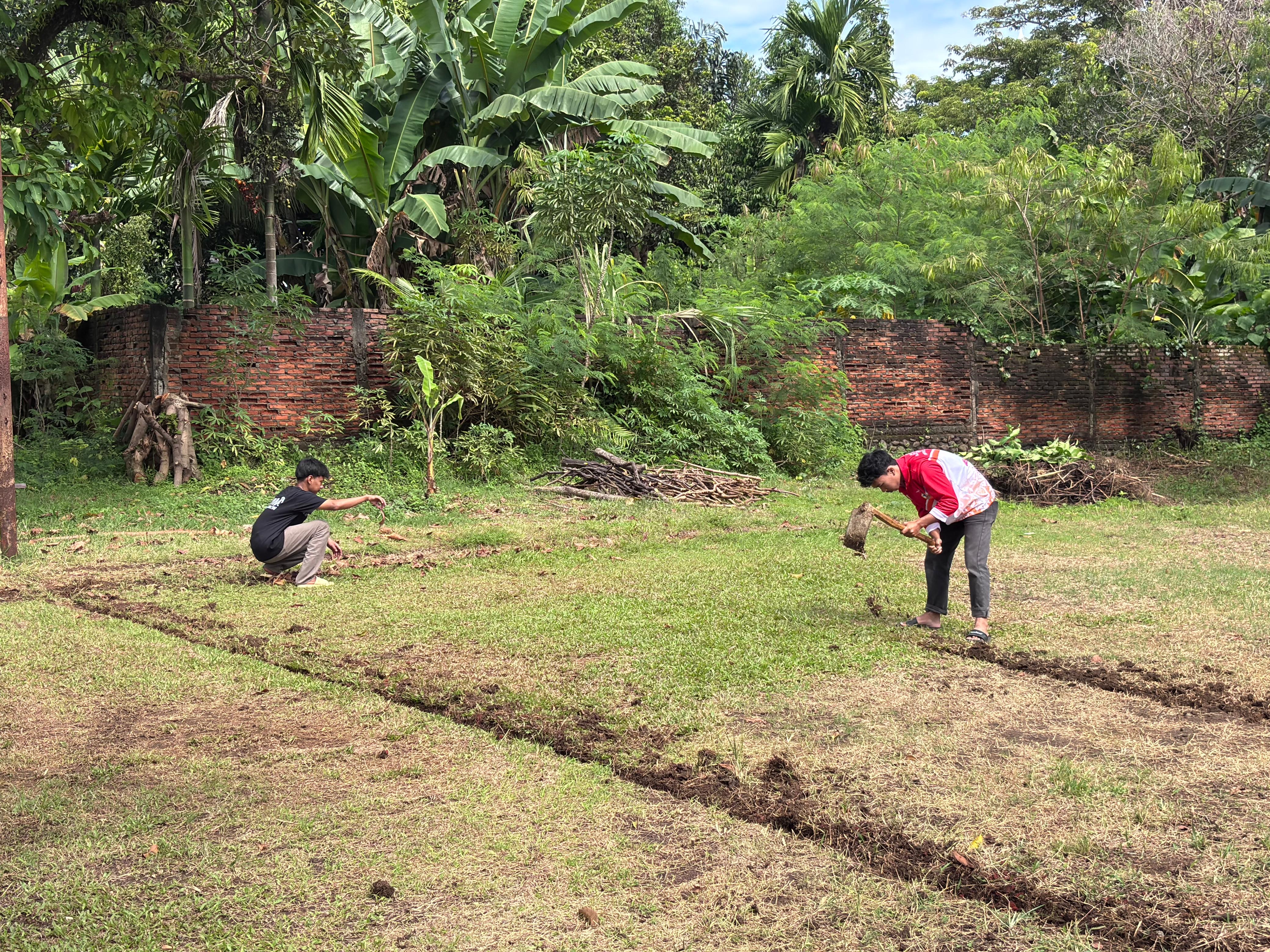Rapat dan Persiapan Kegiatan Lomba Antar RW di Anggut Bawah.