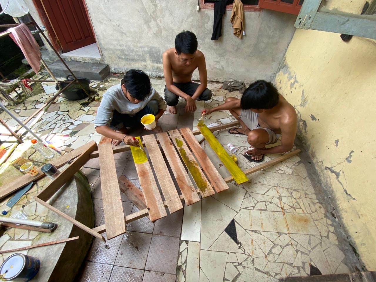 PENGECATAN PLANG EDUKASI