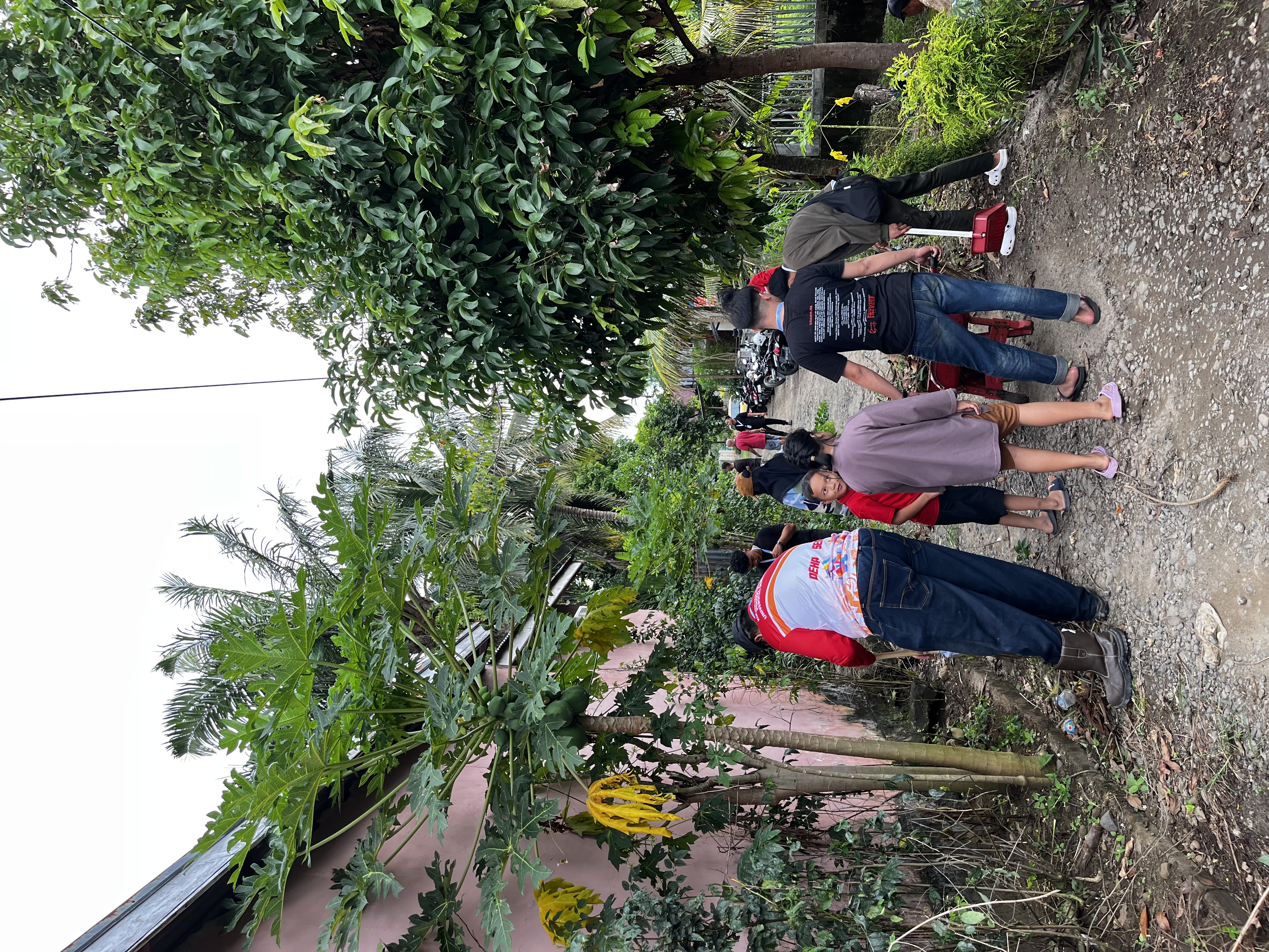 Gotong Royong Minggu Kedua