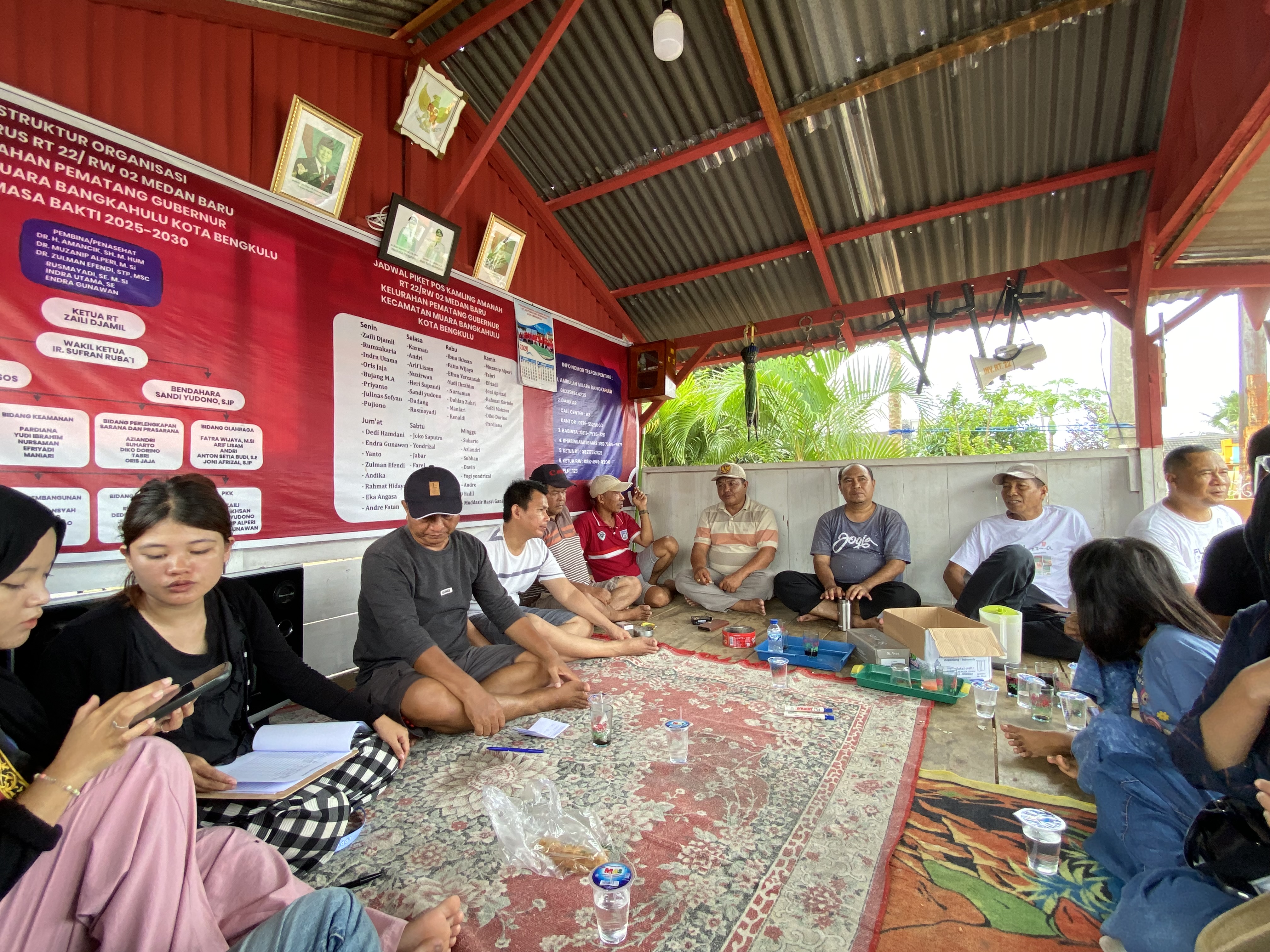 Musyawarah Bersama Bapak-bapak di RT. 22 RW.02 dalam kegiatan BSA 