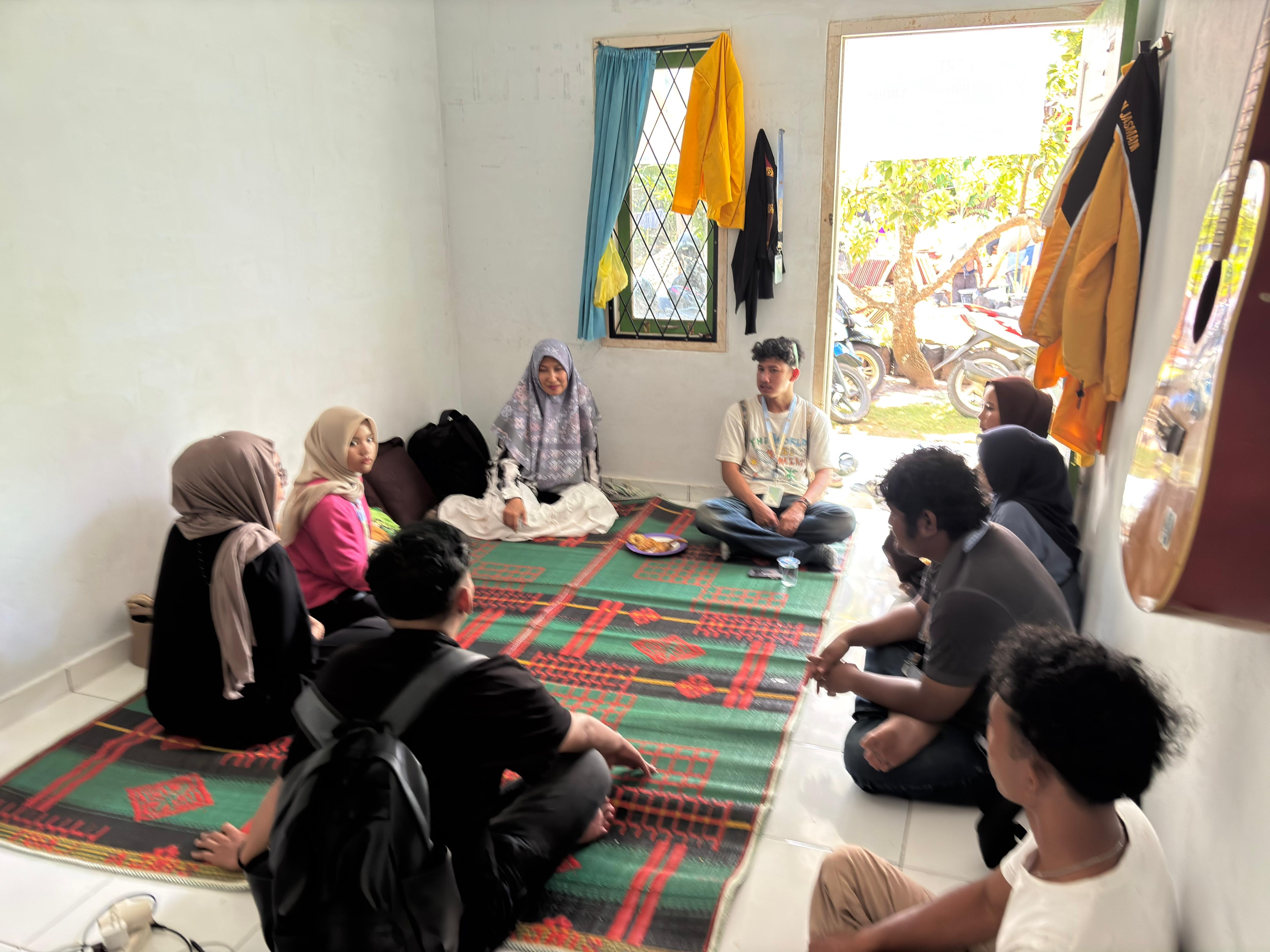 Kunjungan DPL ke Posko