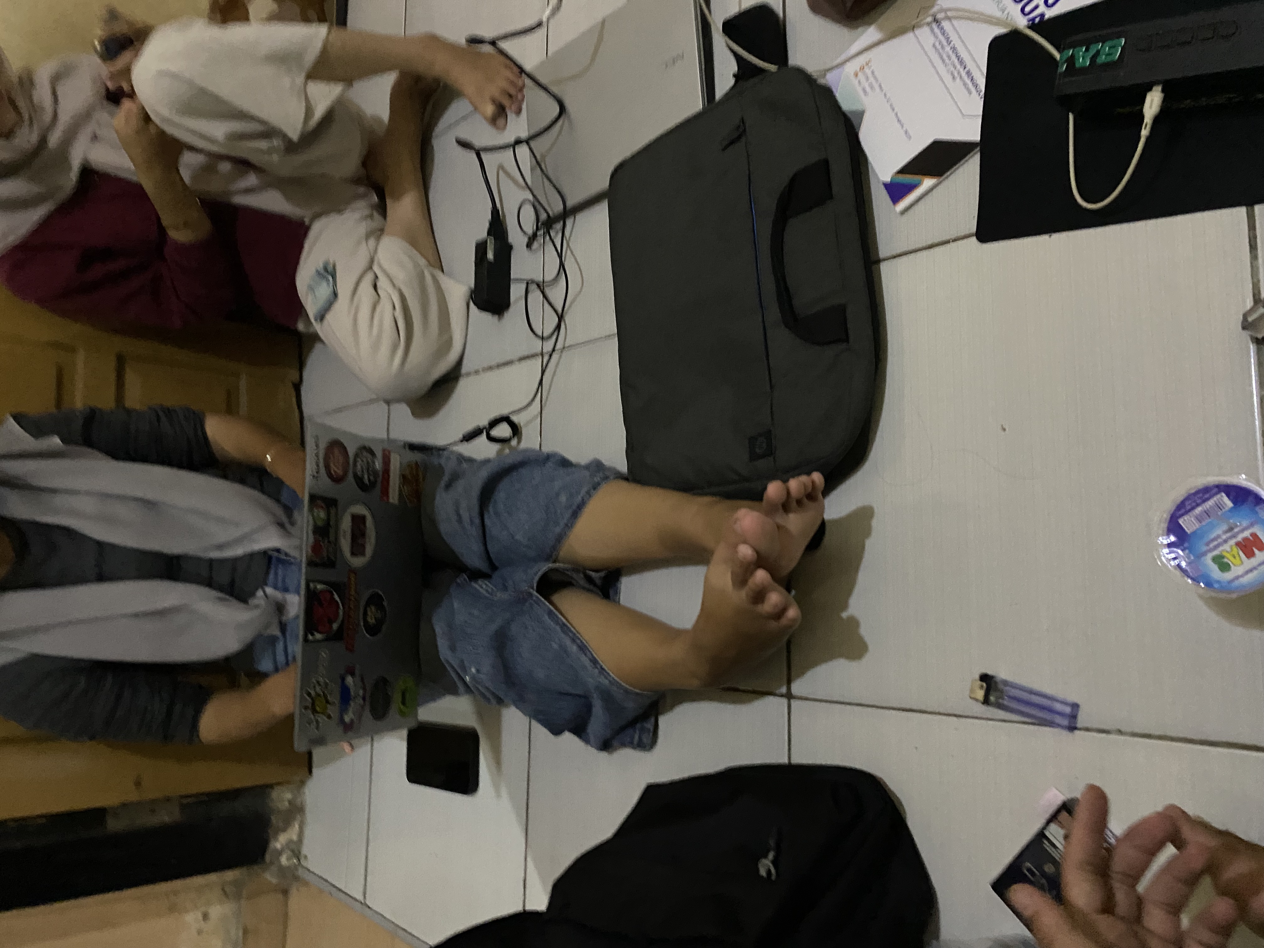 Pengerjaan laporan KKN-T  Priode Vl Oleh kelompok 36