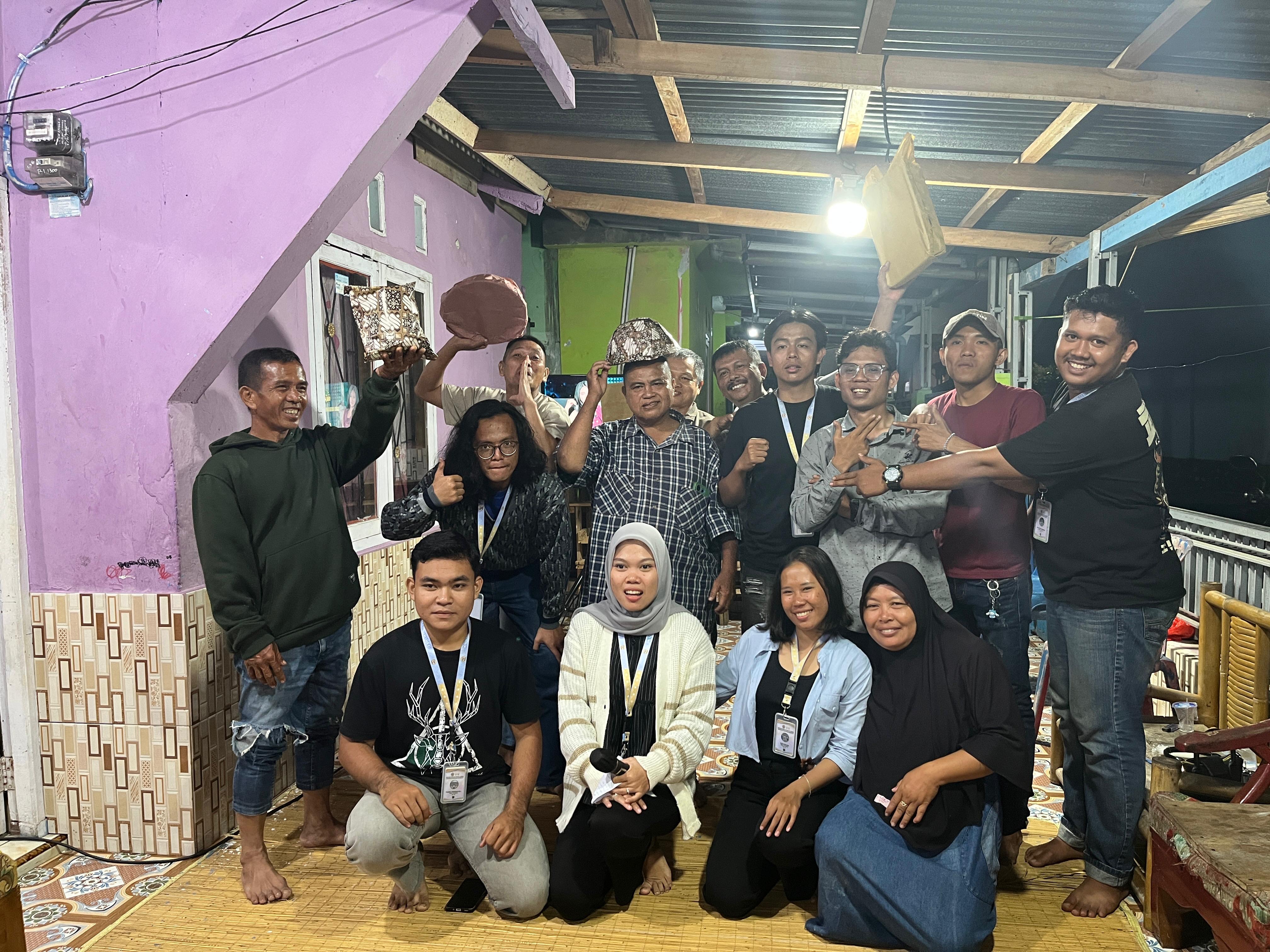 Pembagian doorprize bersama warga dan Rt 41 Rw 08 selebar betungan 