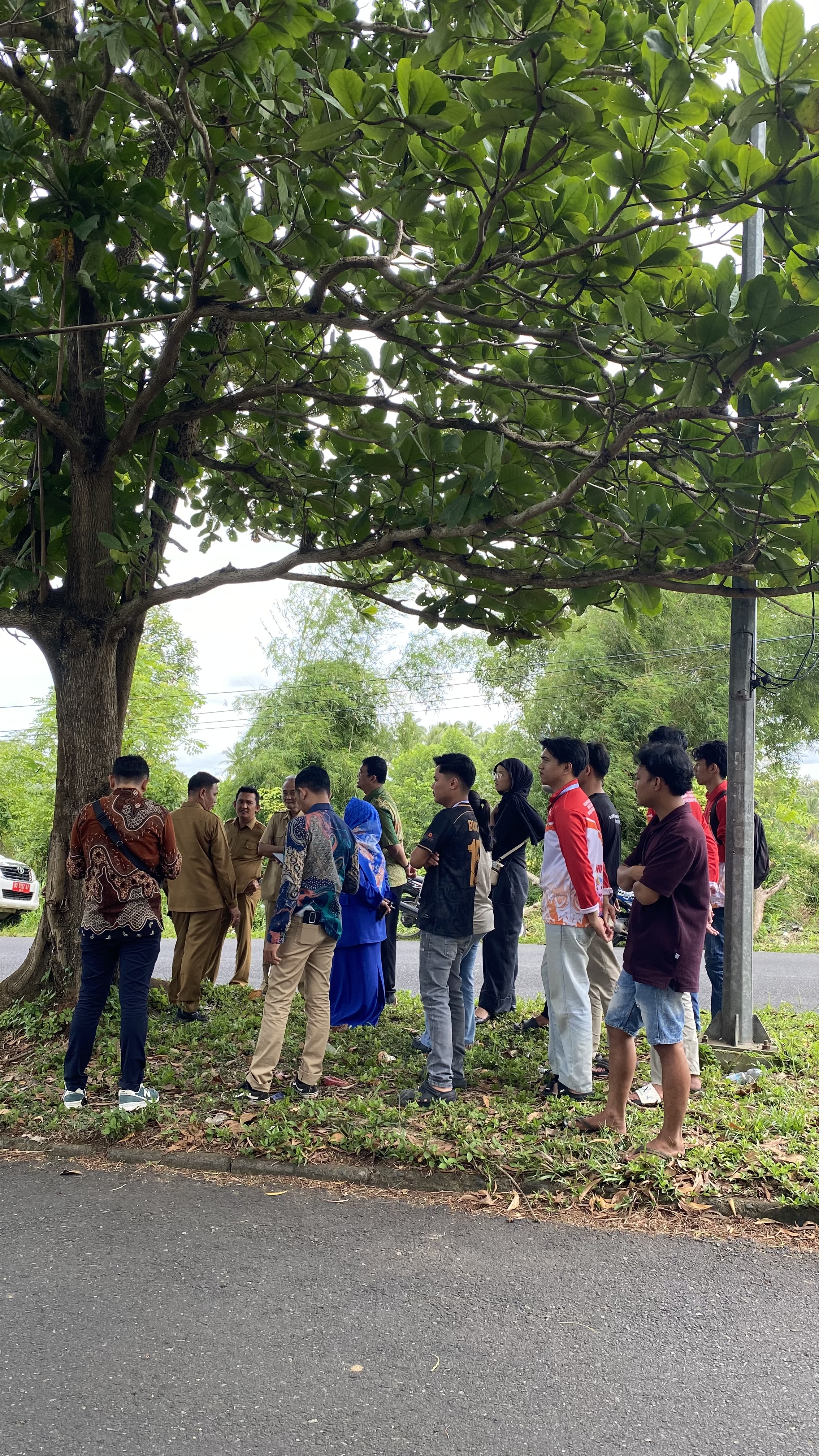Survei lokasi pembuatan taman gabungan lokasi lempuing 