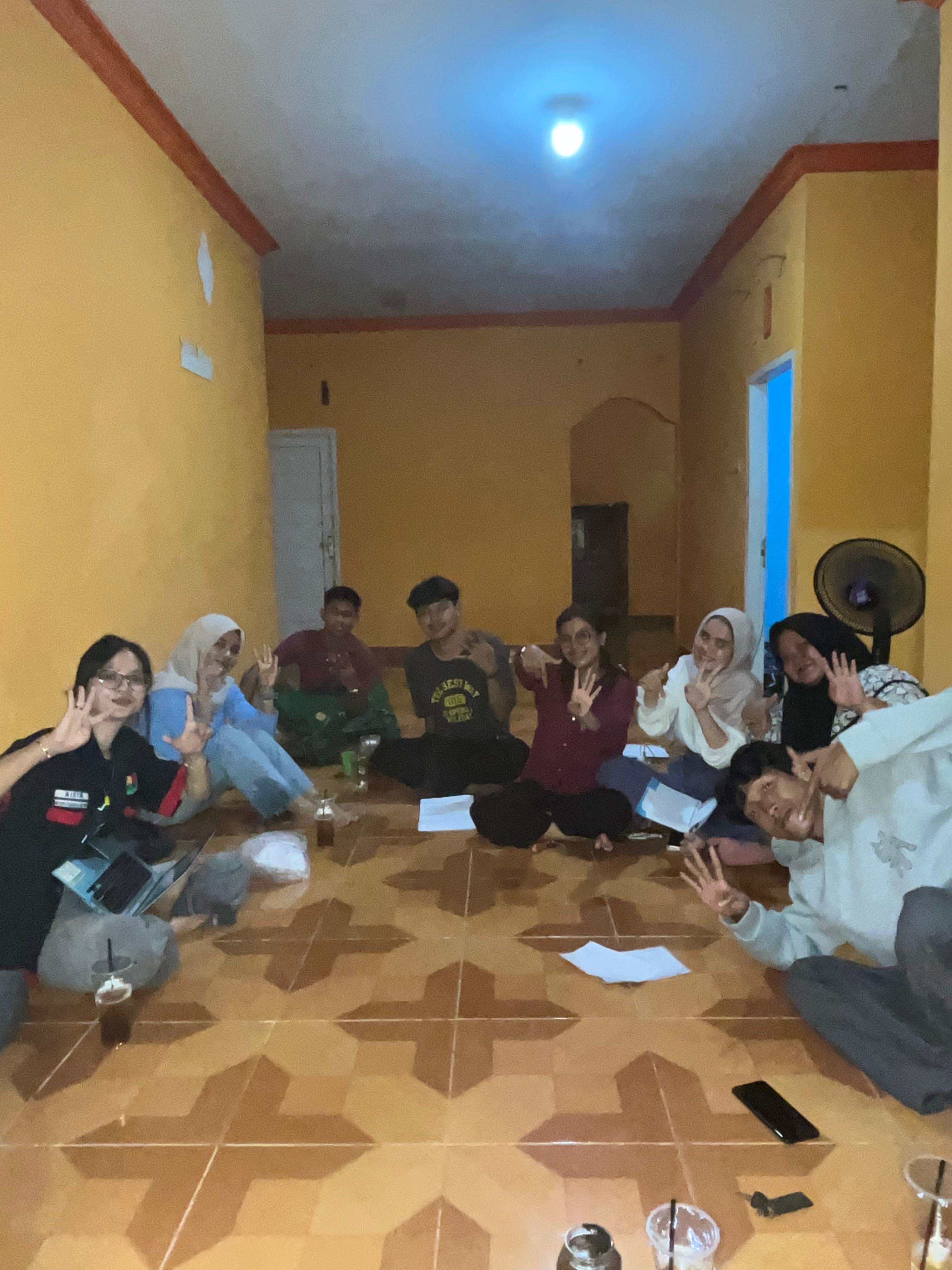 Pertemuan pembahasan Proker 1 KKN-T 