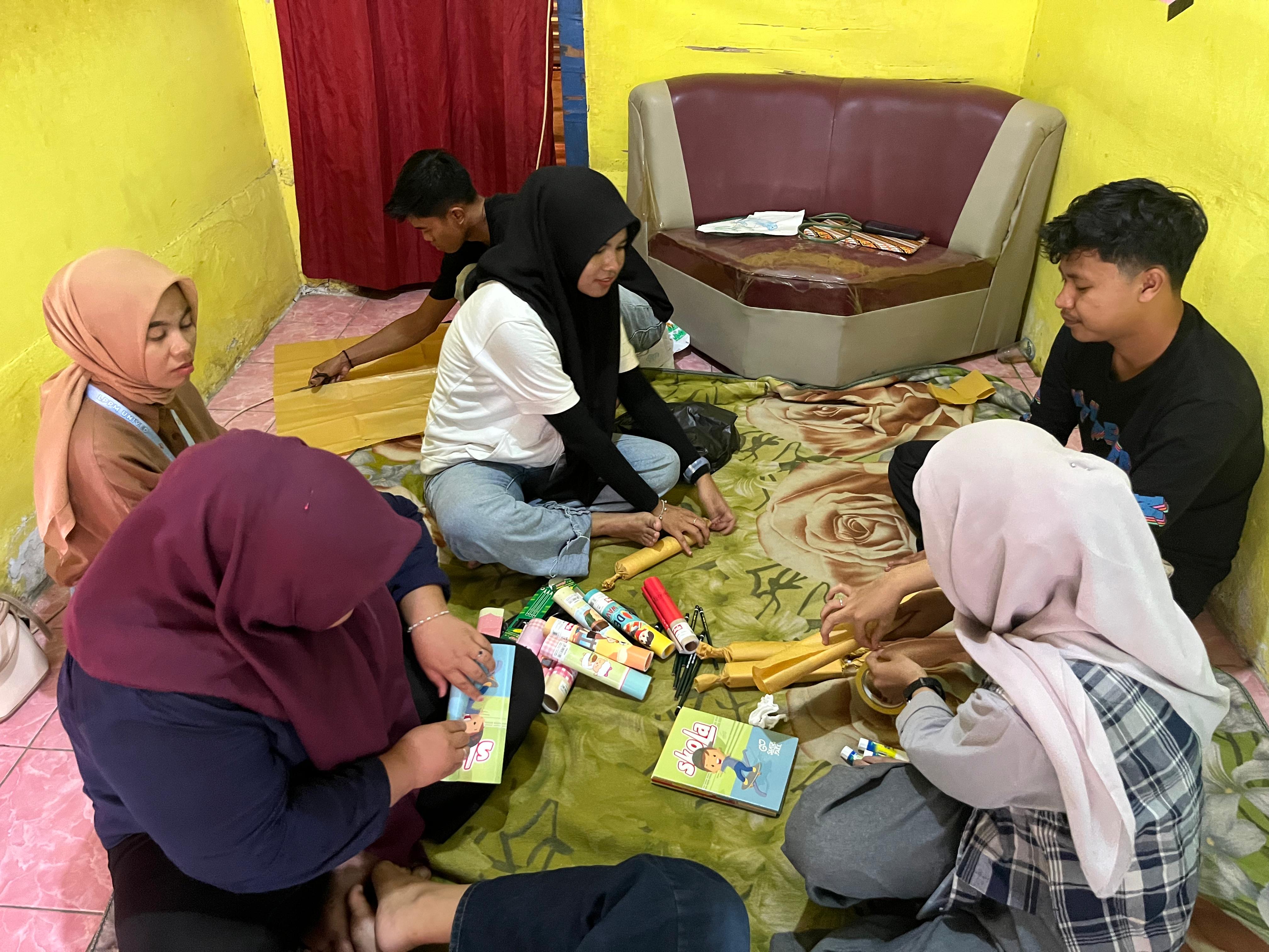 Persiapan hadiah Proker kedua kkn rt 14 Penurunan 