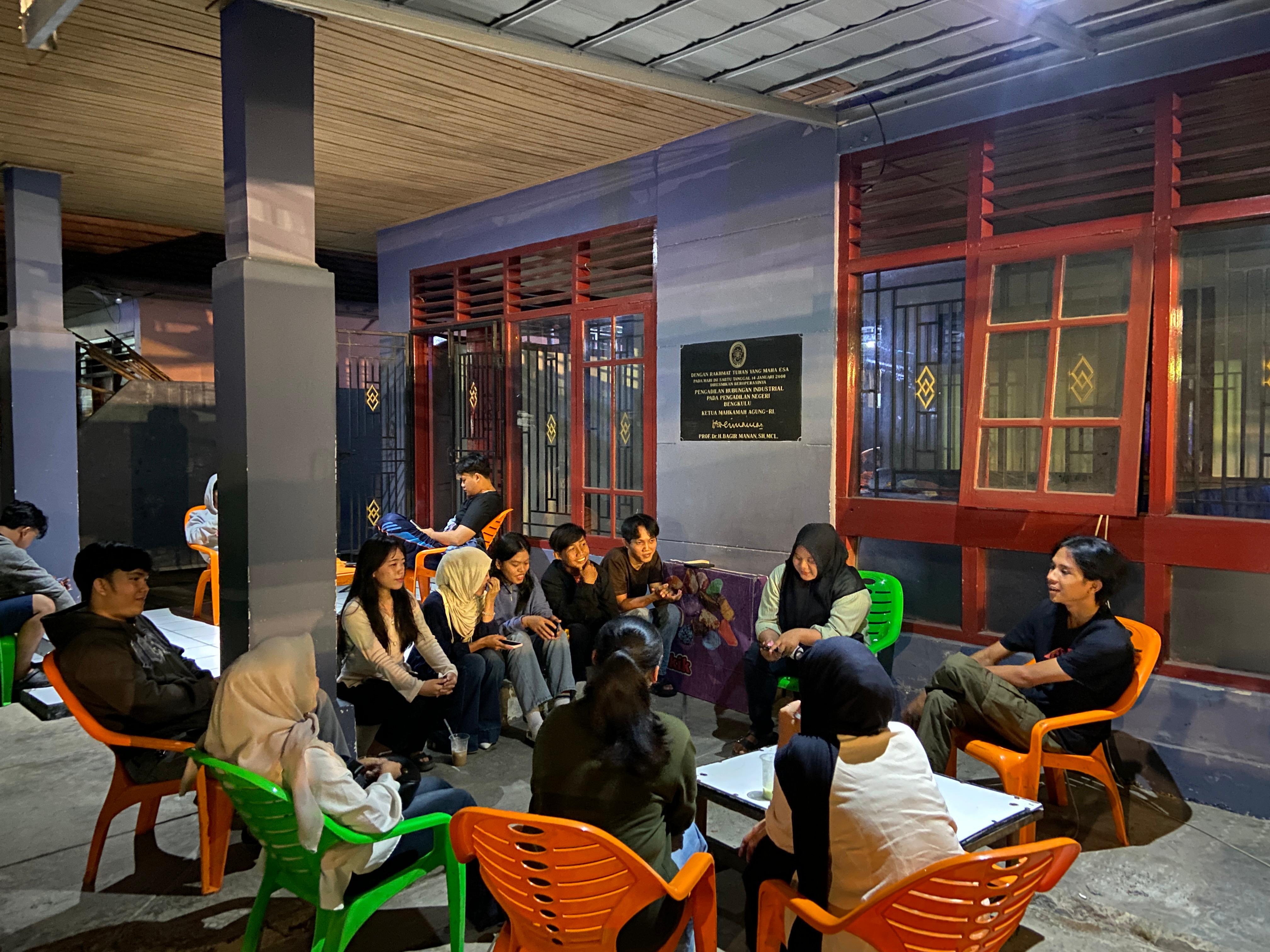 Pertemuan Pertama Kelompok 49