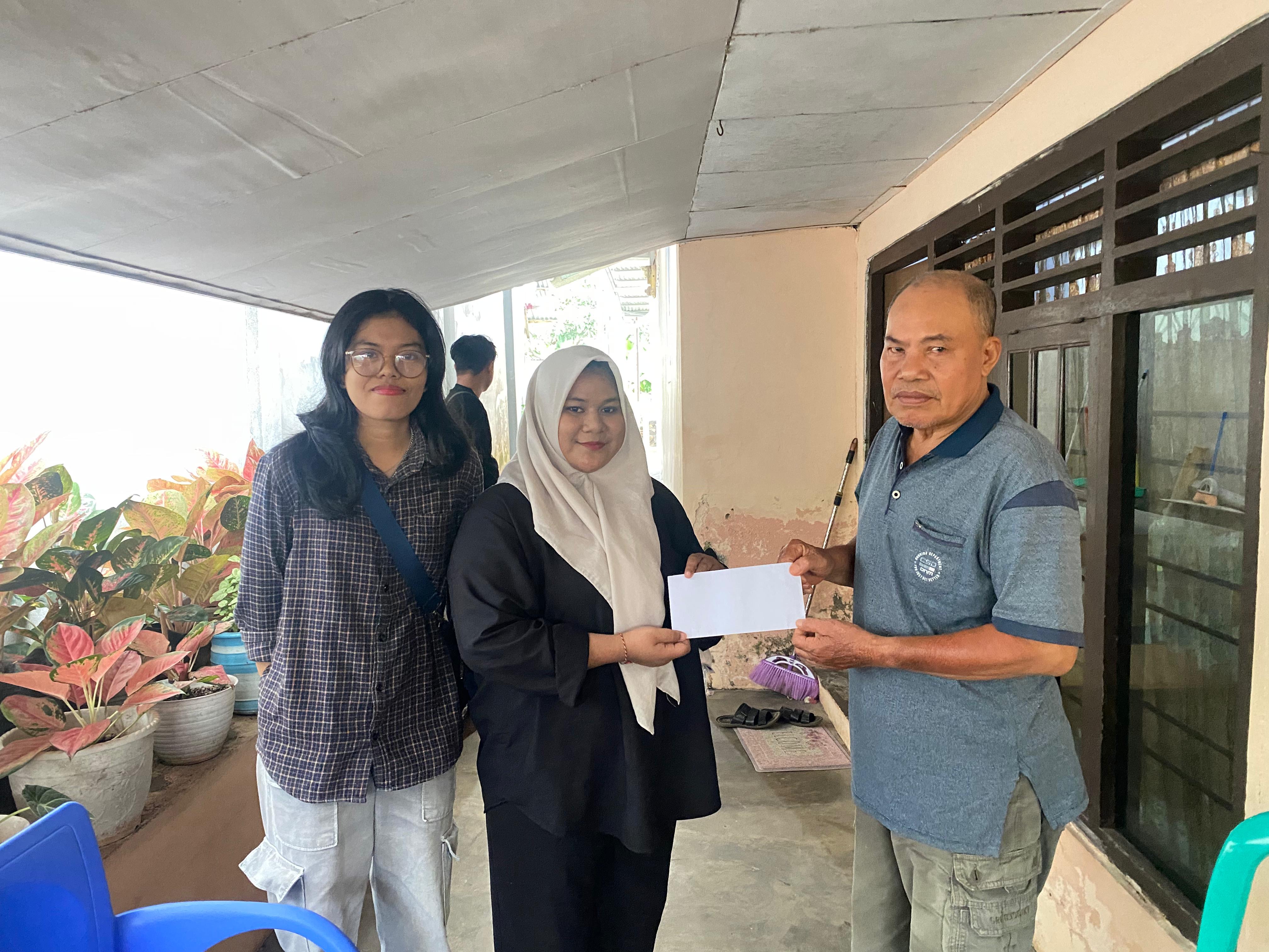 Pengantaran surat kkn ke rw