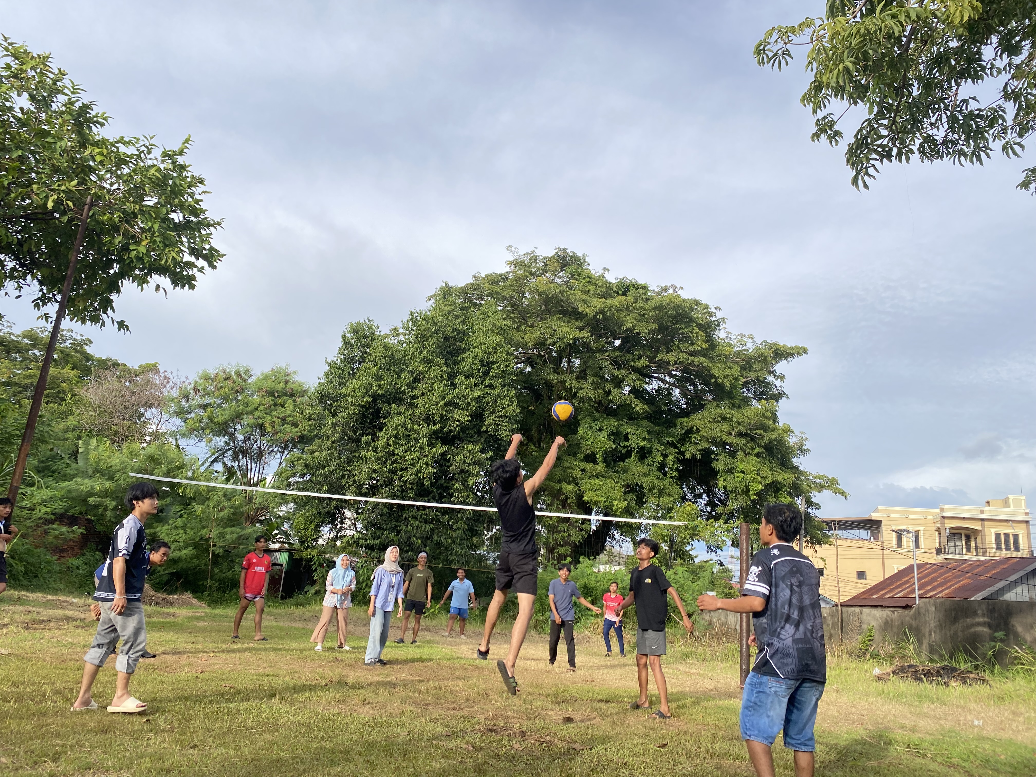 Voli harian hari keempat, program kerja kelompok 55.