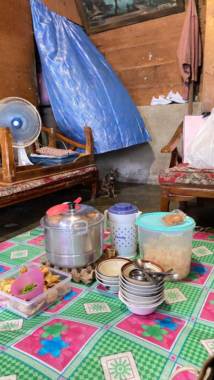 Kegiatan Offline : Potret Makan Bersama