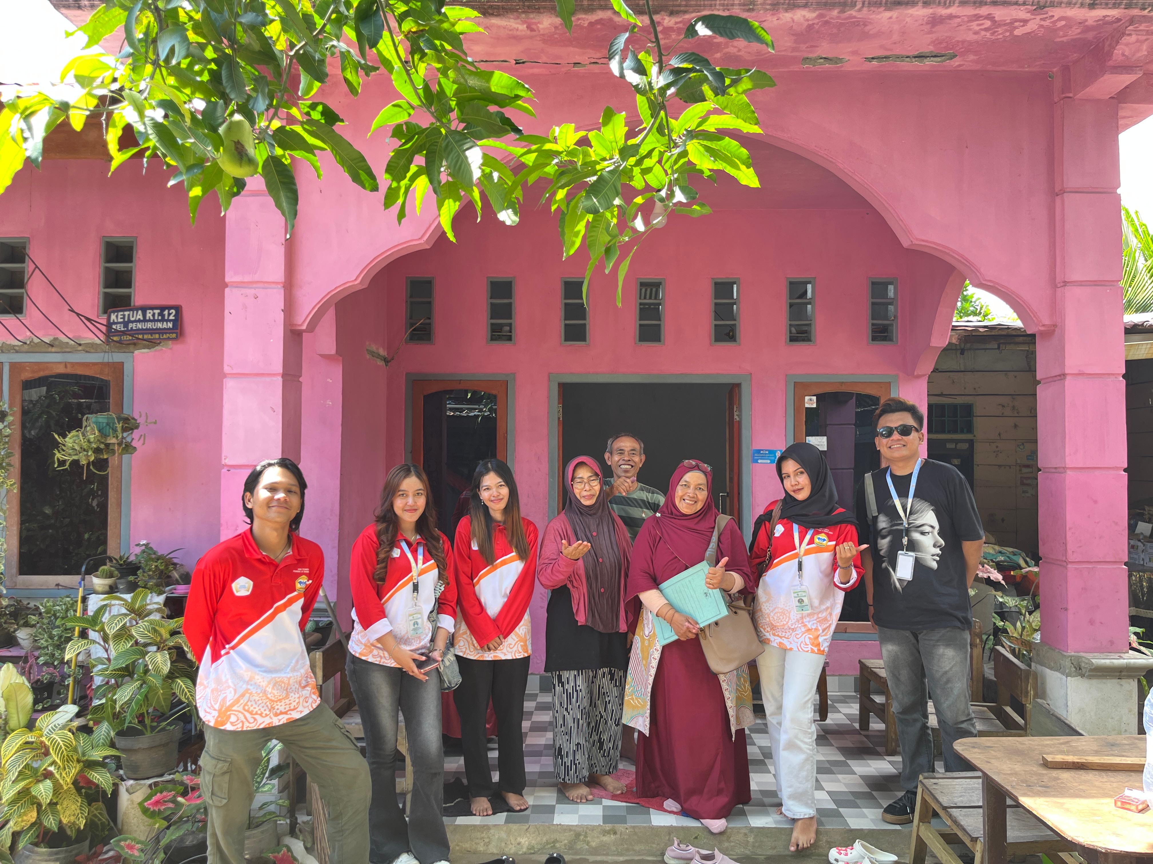 Main ke rumah pak rt