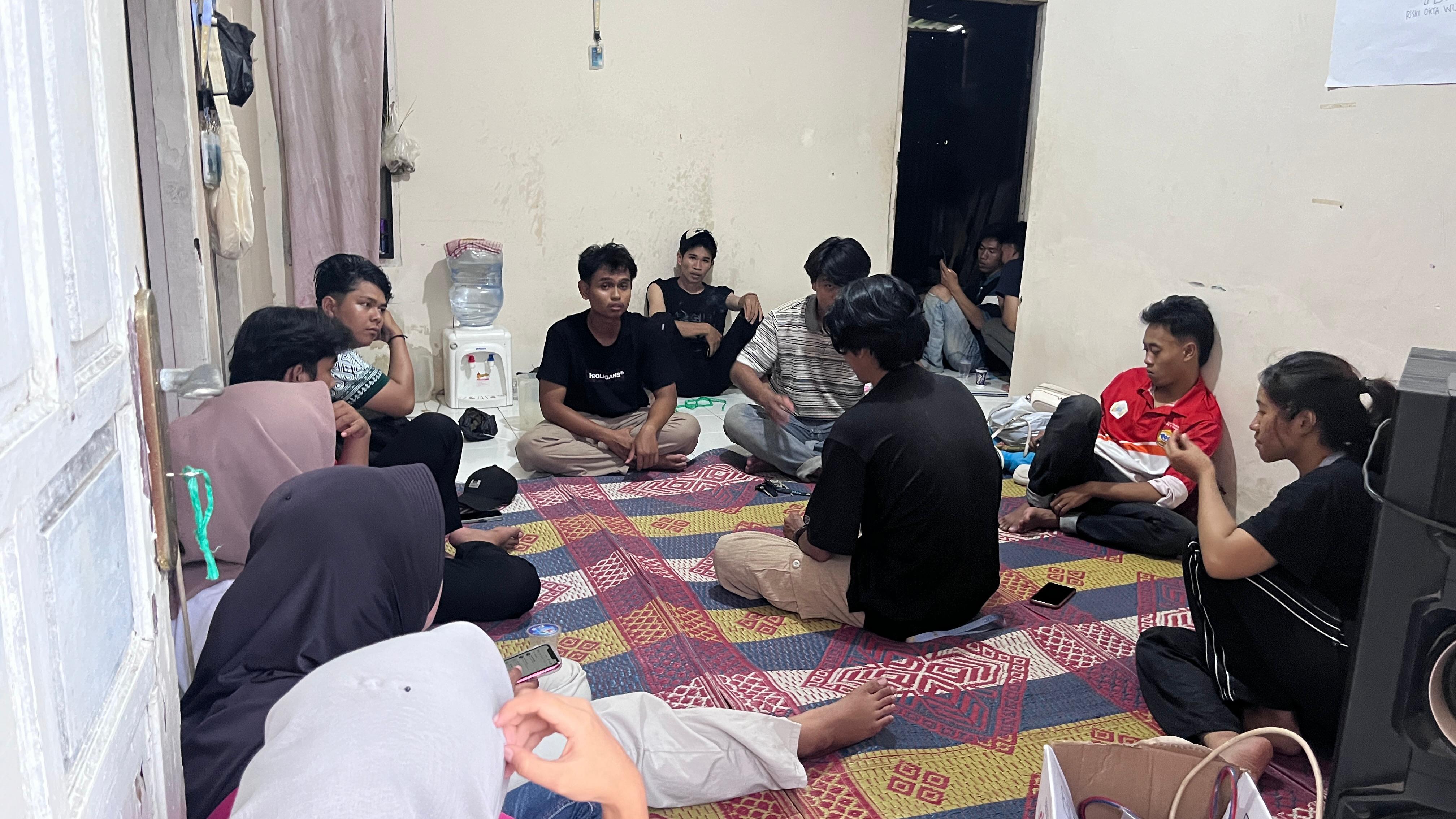 KEGIATAN RAPAT