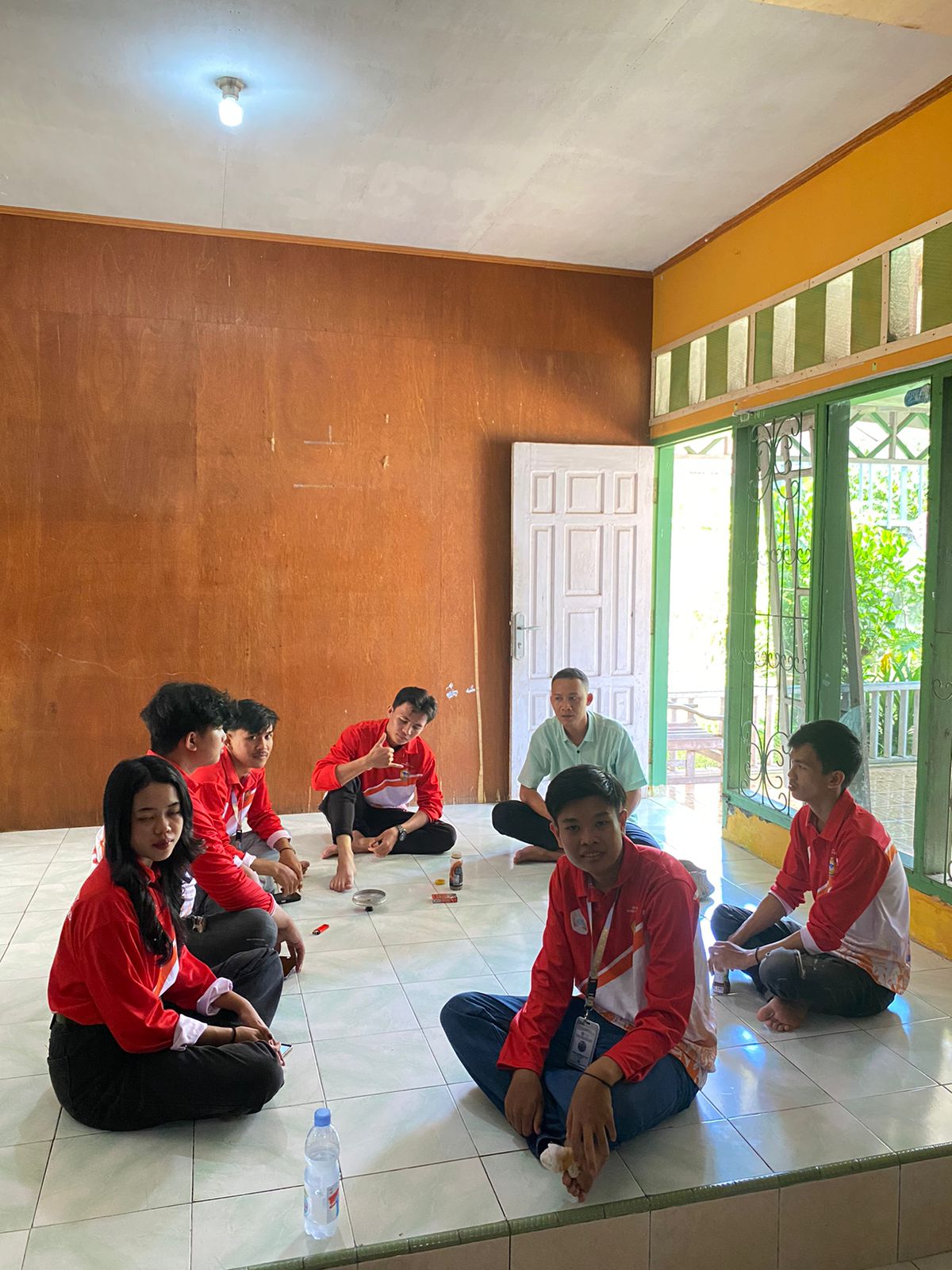 Rapat dengan DPL di posko