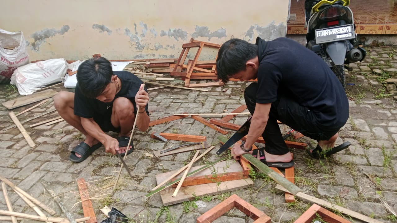 Pembuatan program kerja pertama