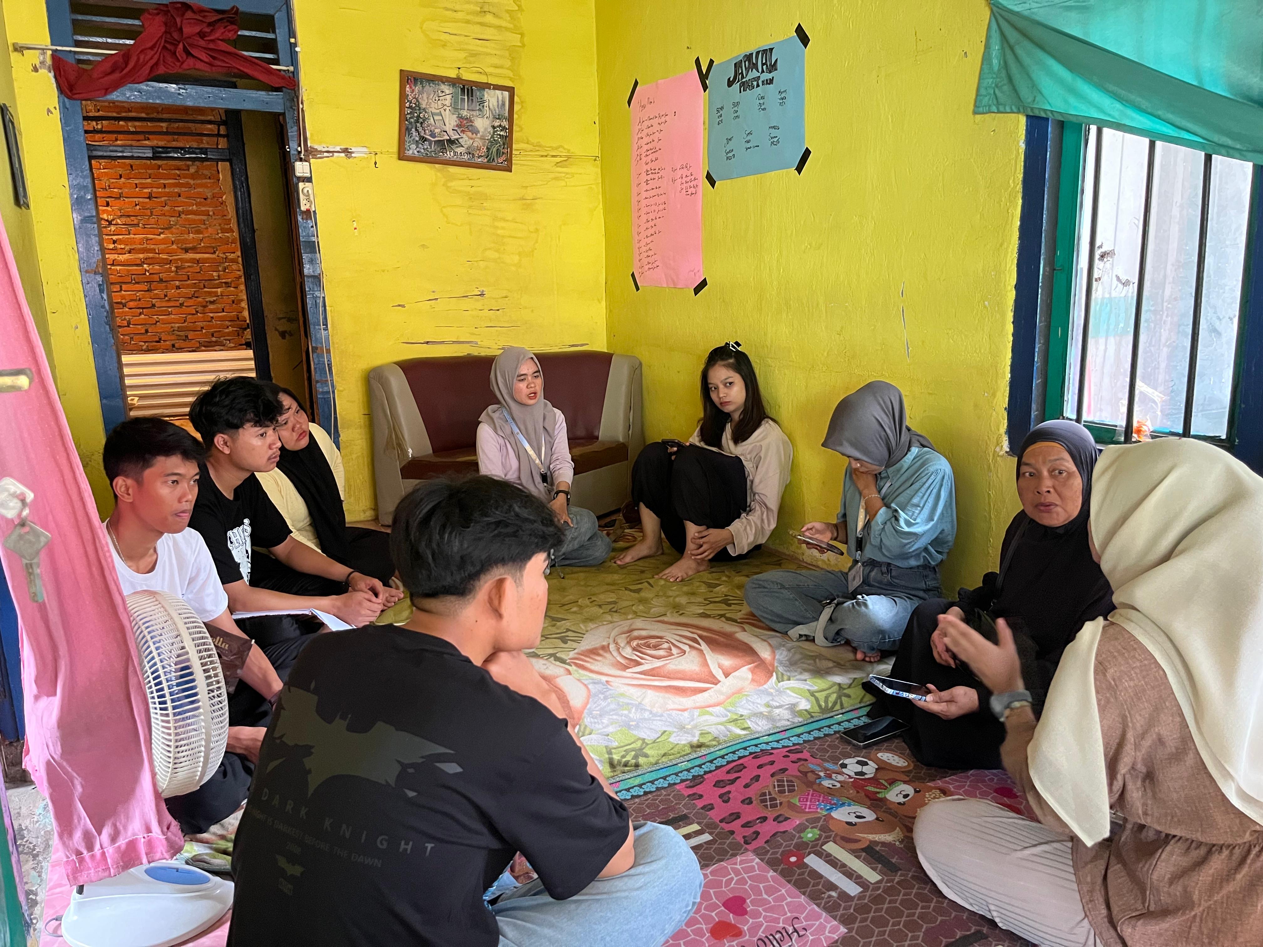 Kunjungan dpl ke posko kkn