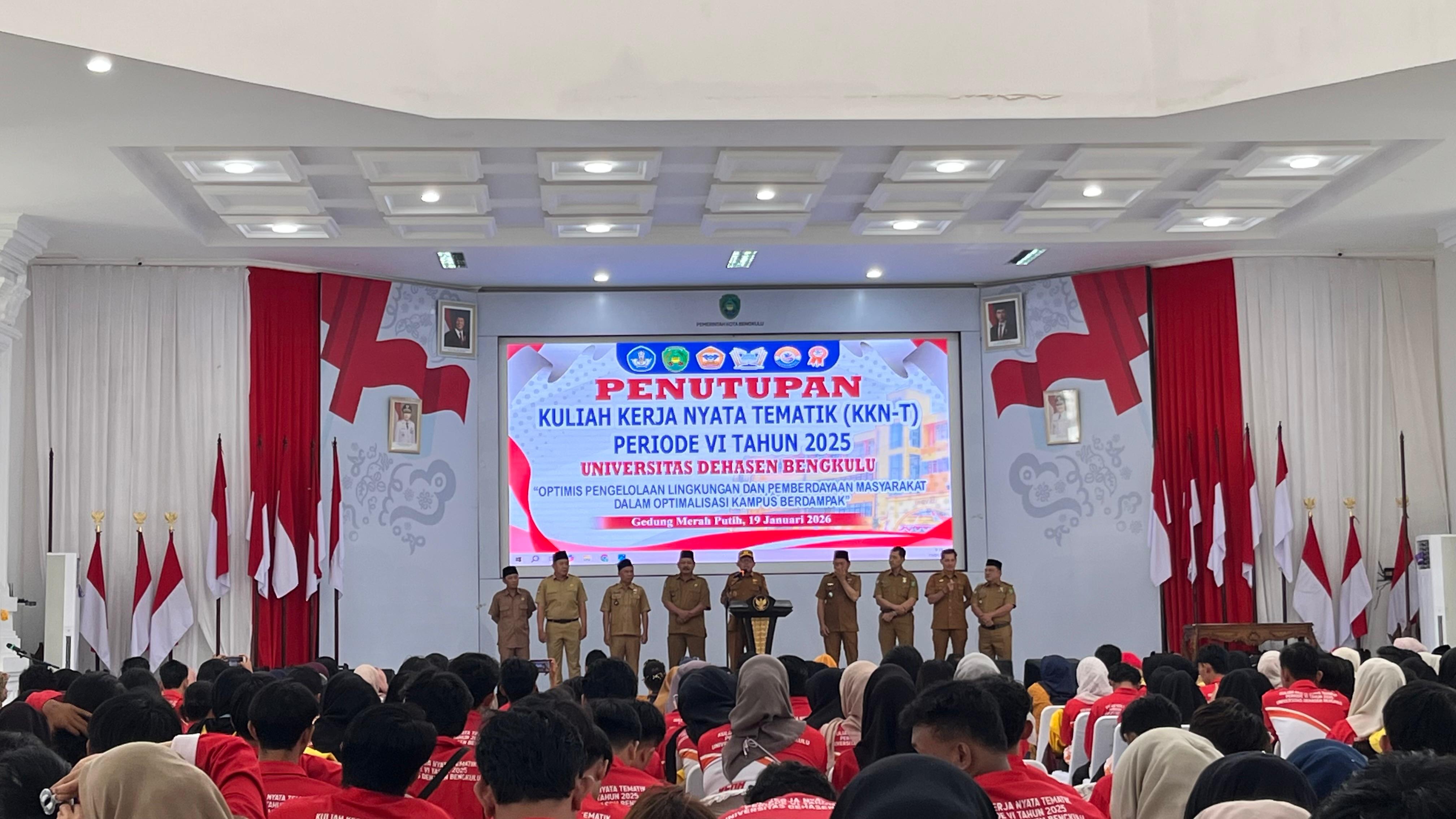 Acara penutupan kkn di gedung merah putih 