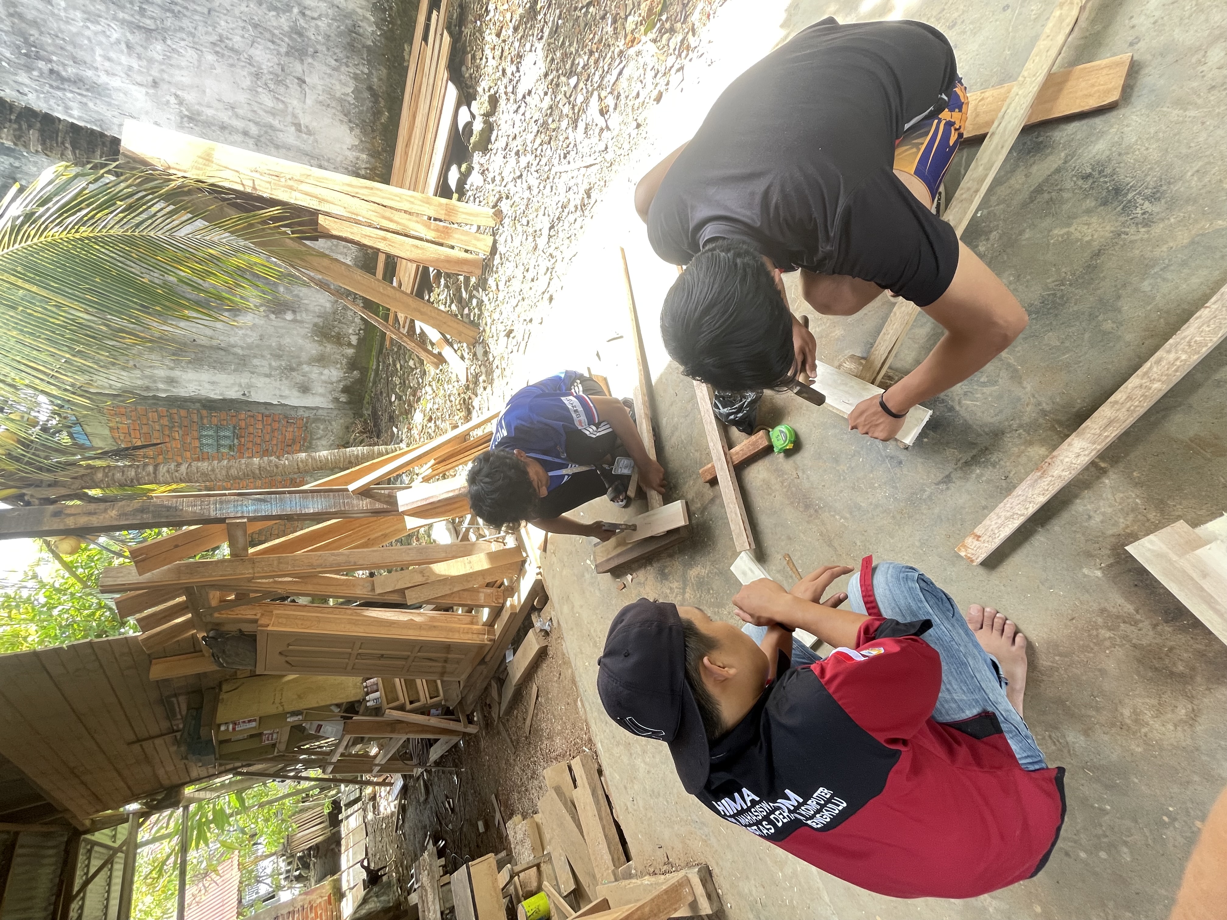 Pembuatan plang jalan