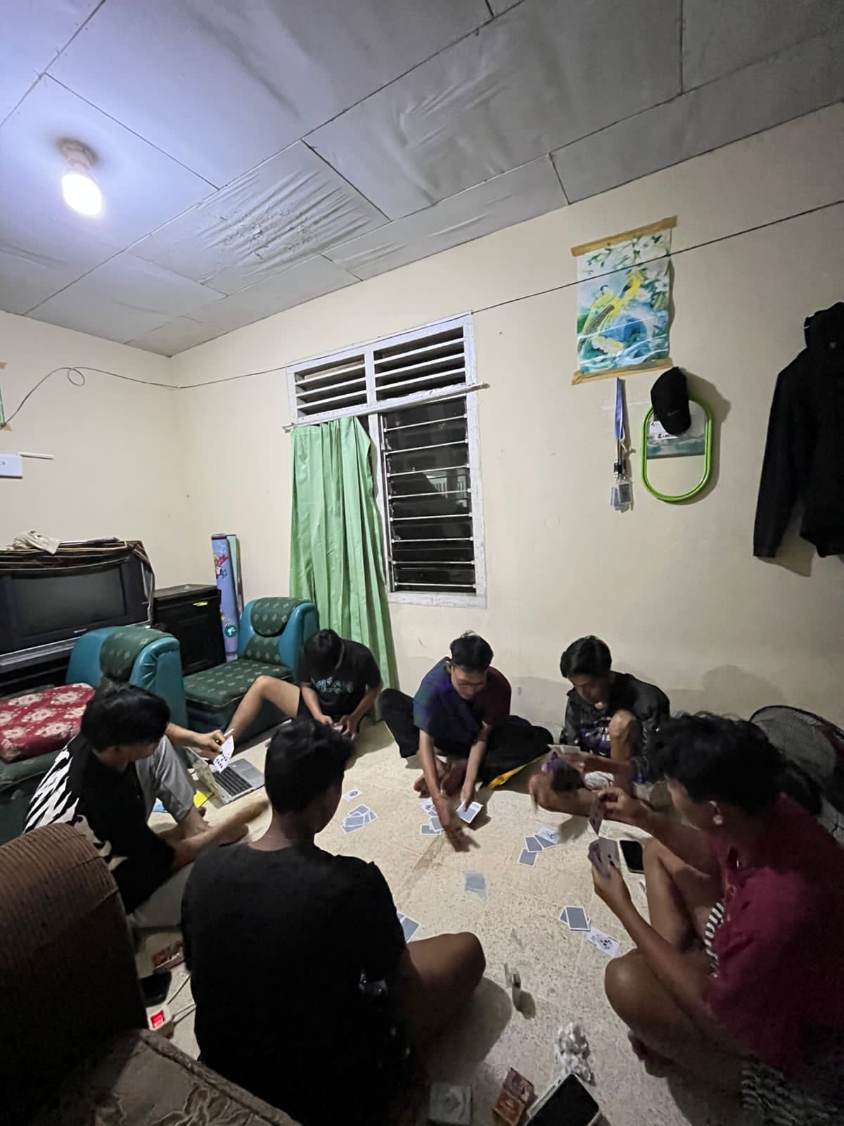 Kunjungan kelompok 44