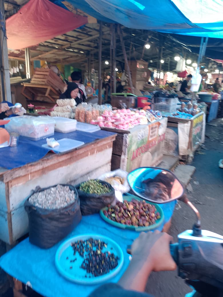 Belanja bahan masak ke pasar Minggu 