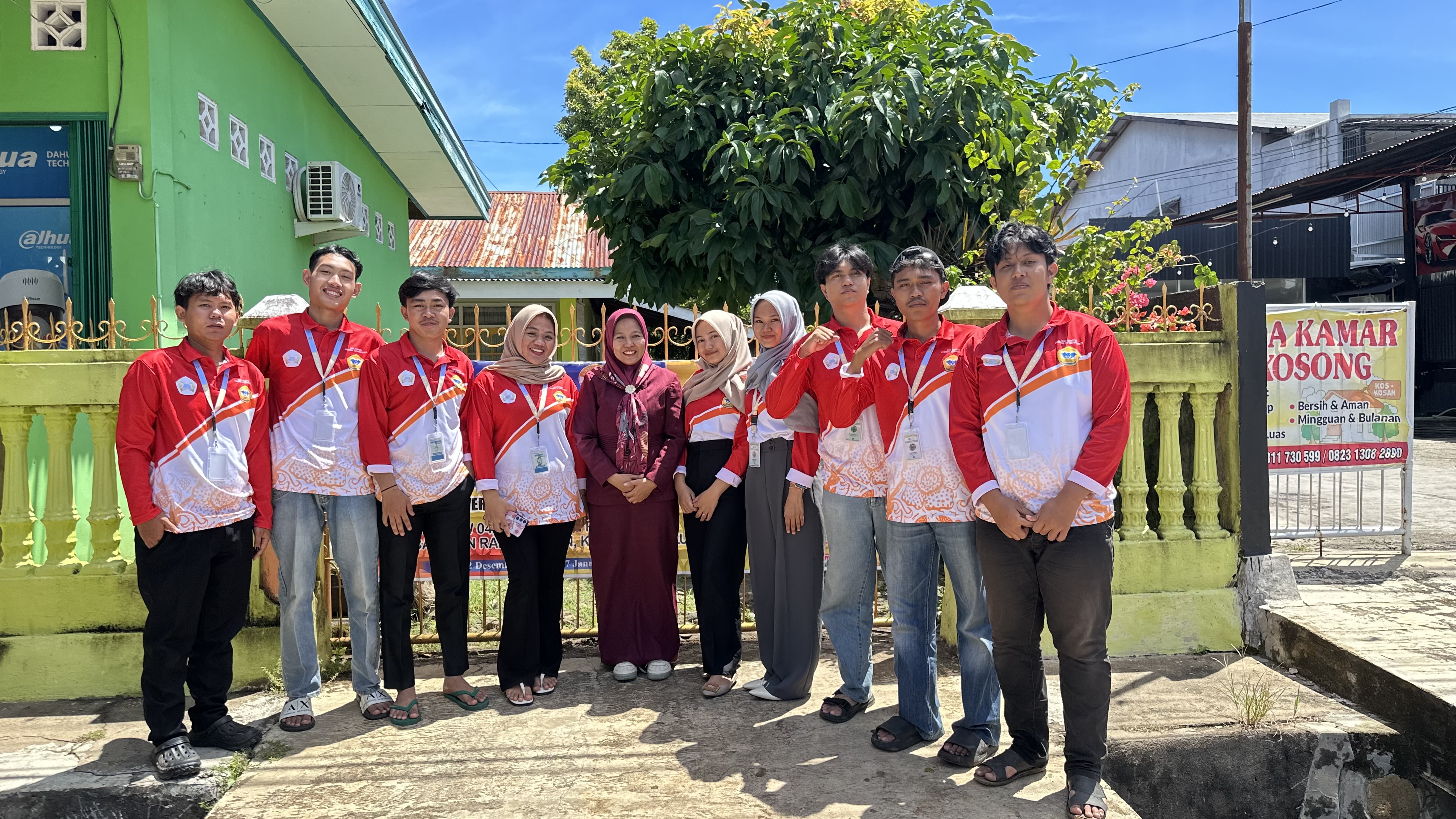 kunjungan dosen pembimbing lapangan (DPL) ke posko