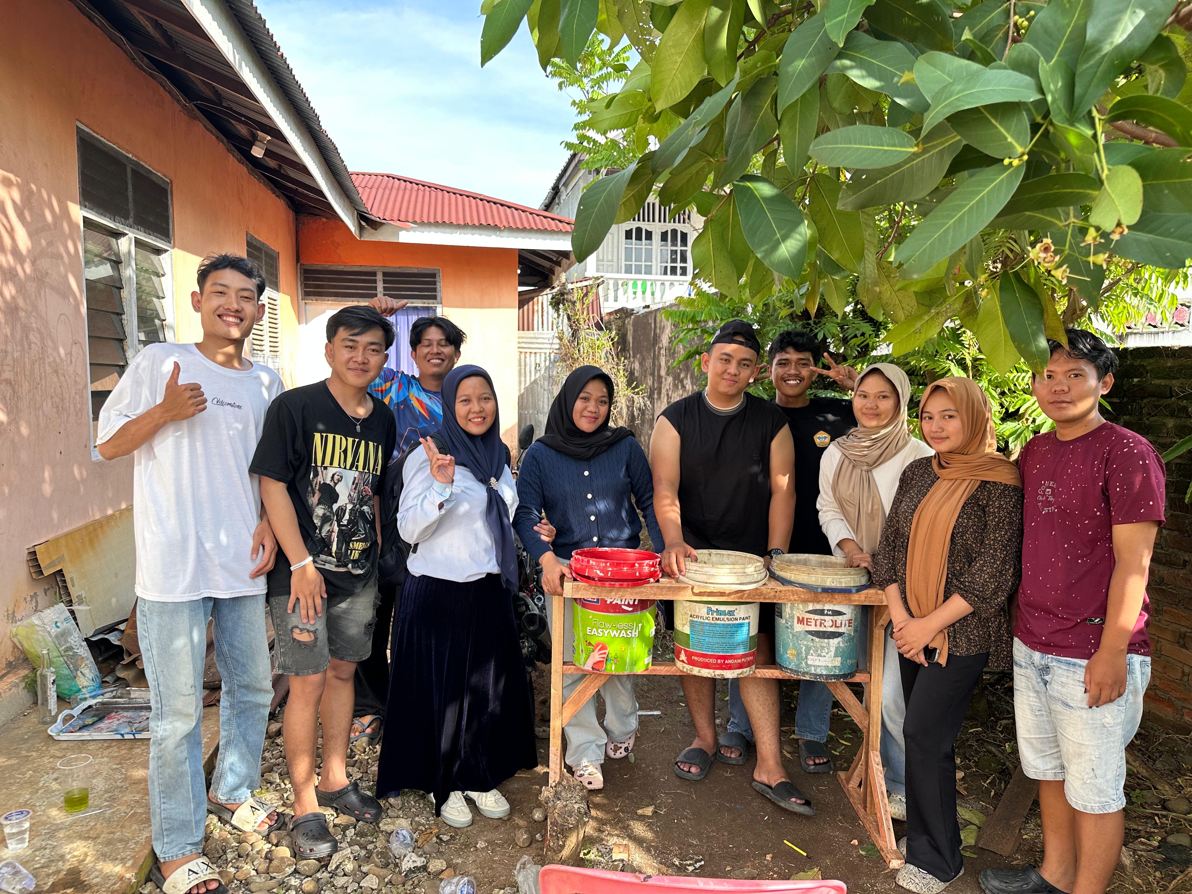 kunjungan ibuk dpl ke posko dan melihata progeres proker ke tiga 