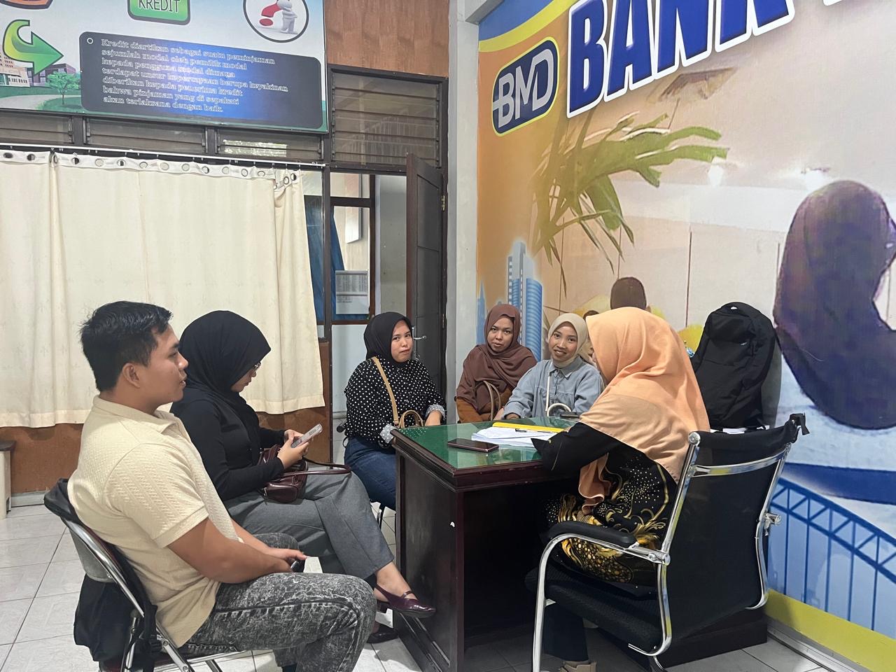 Pertemuan hari pertama antara dpl dan maha siswa 