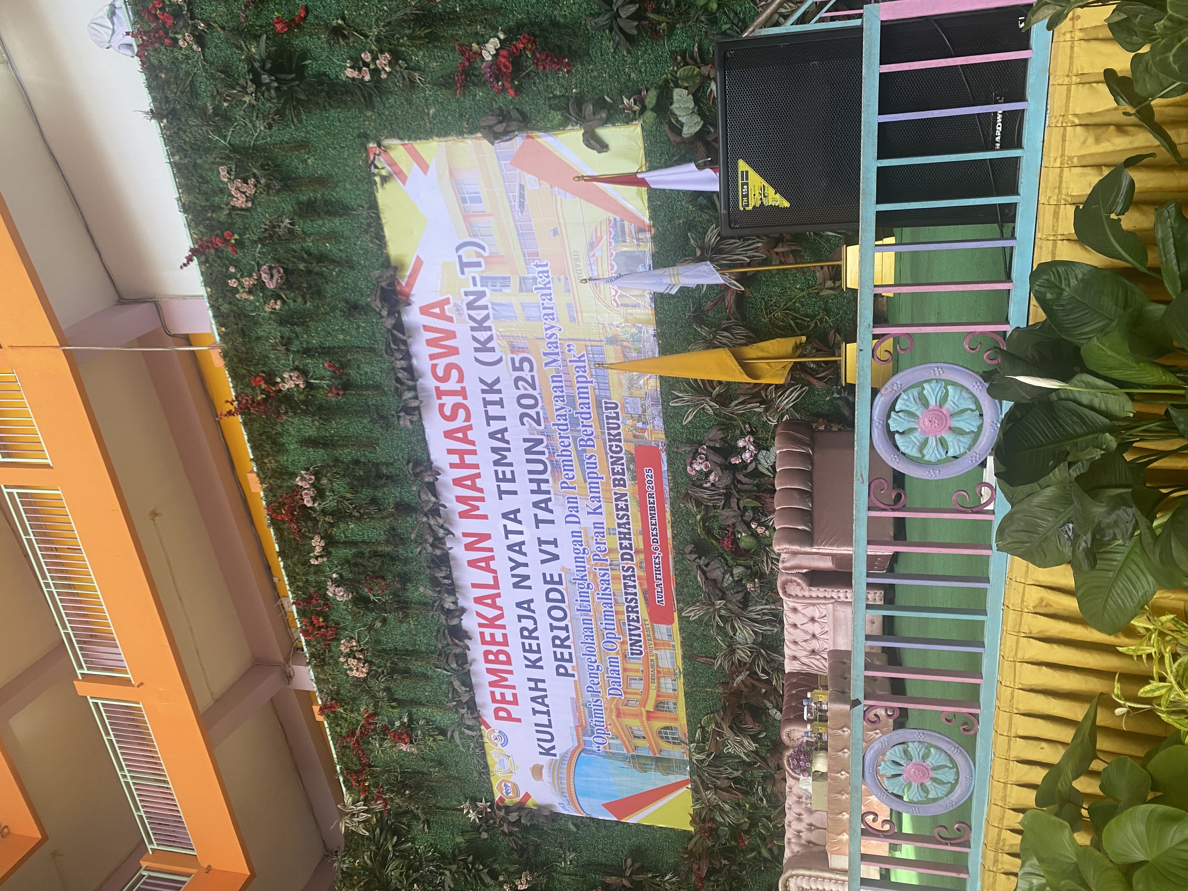 Pembekalan  mahasiswa kuliah  kerja  nyata tematik (KKN-T)