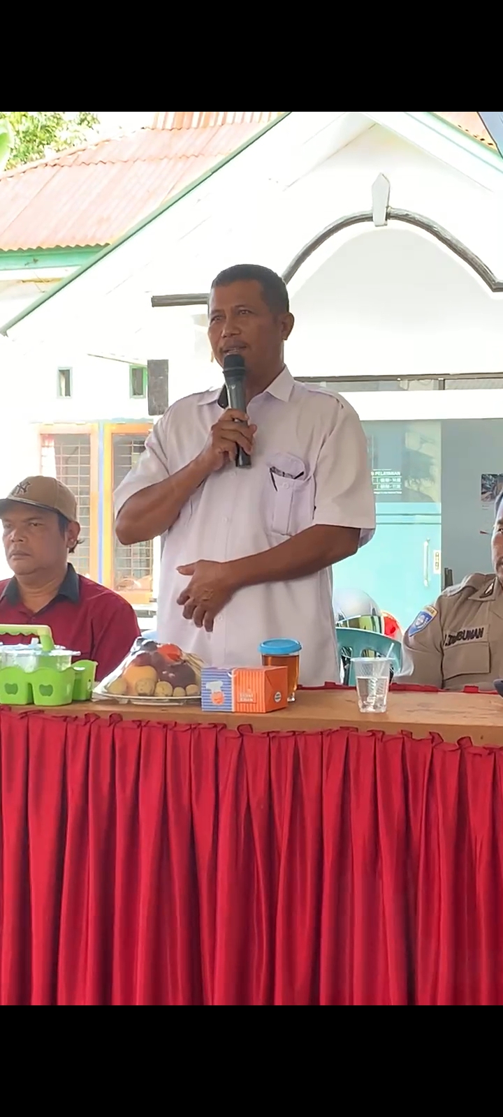 Penyampaian kata sambutan dari kepala desa