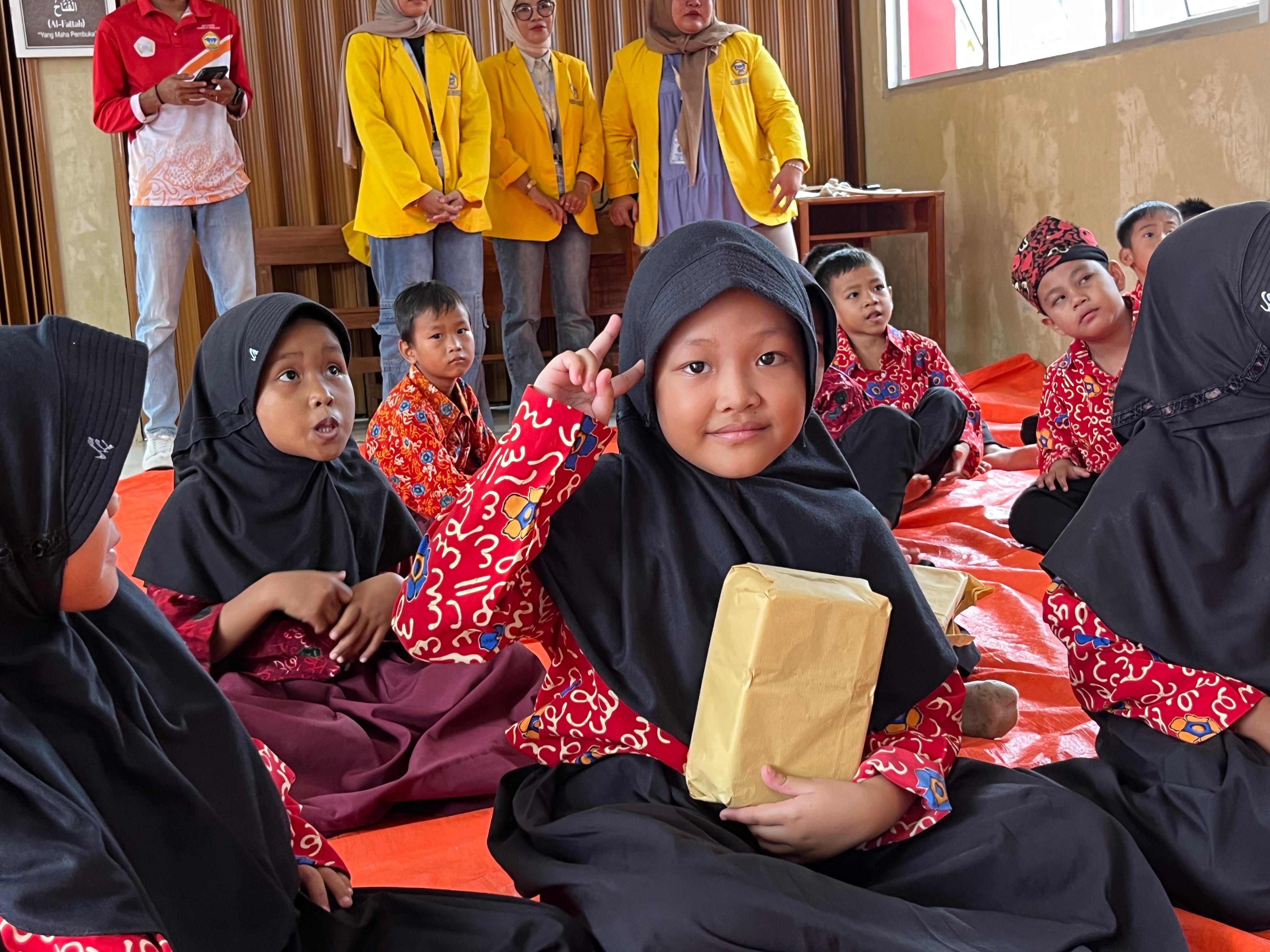 Reward untuk adek yang sudah bisa menjawab pertanyaan 