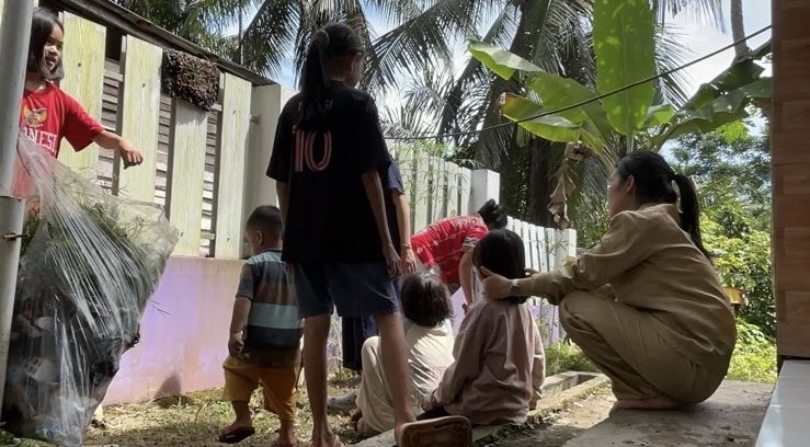 Gotong royong di posko 