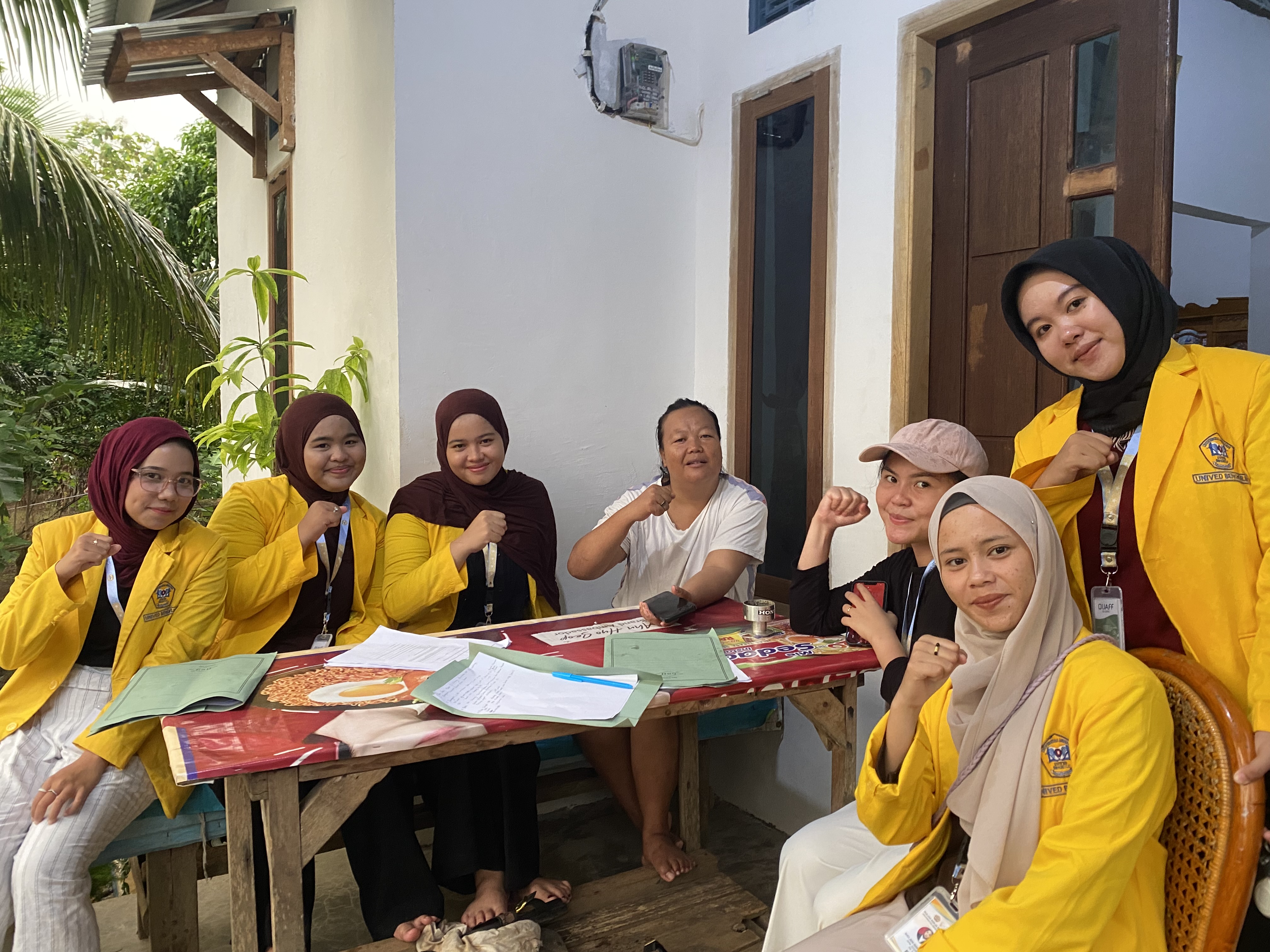 Kunjungan kerumah warga didusun 1 desa air sebakul