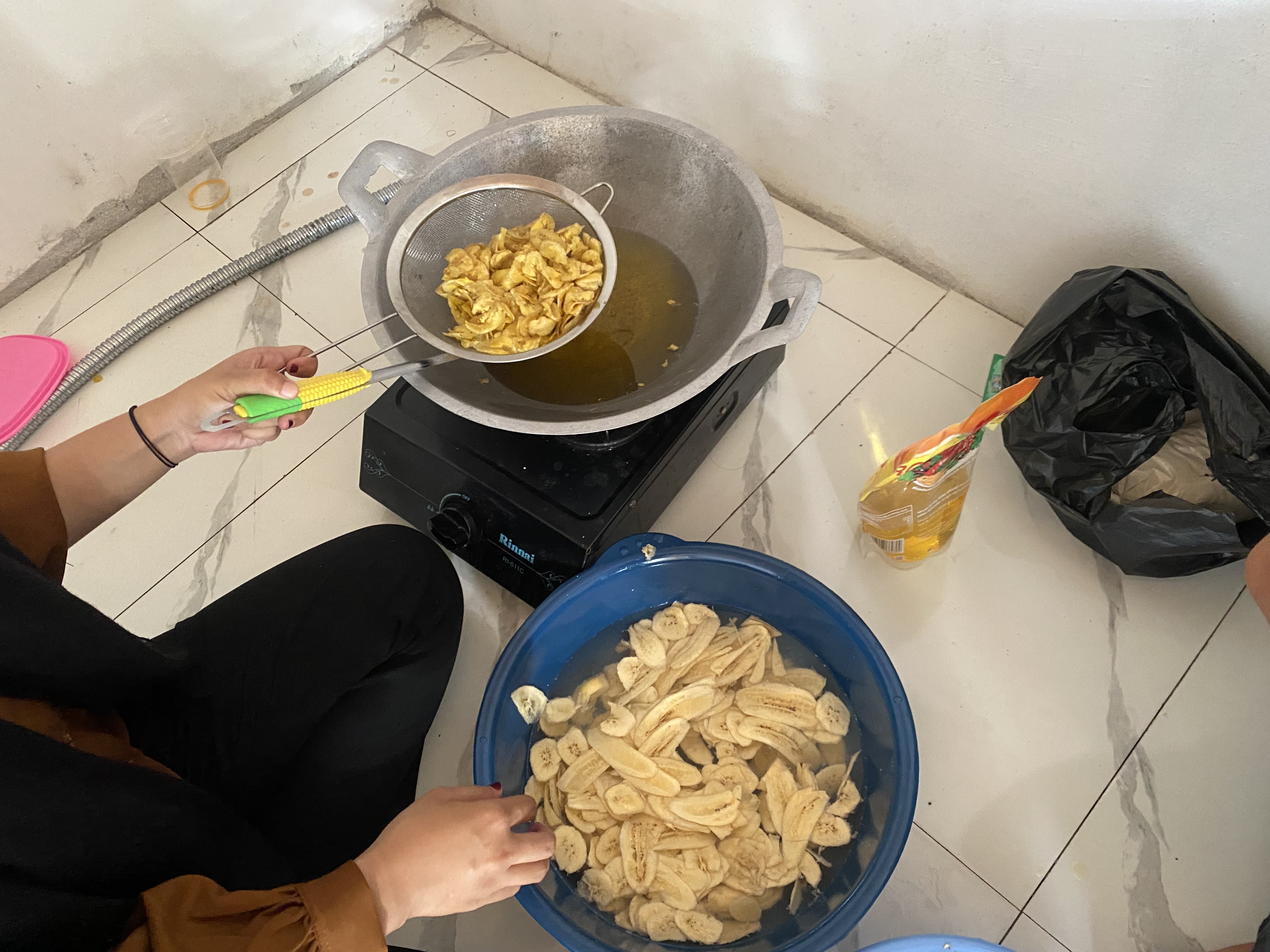 Memasak Bersama di Posko 
