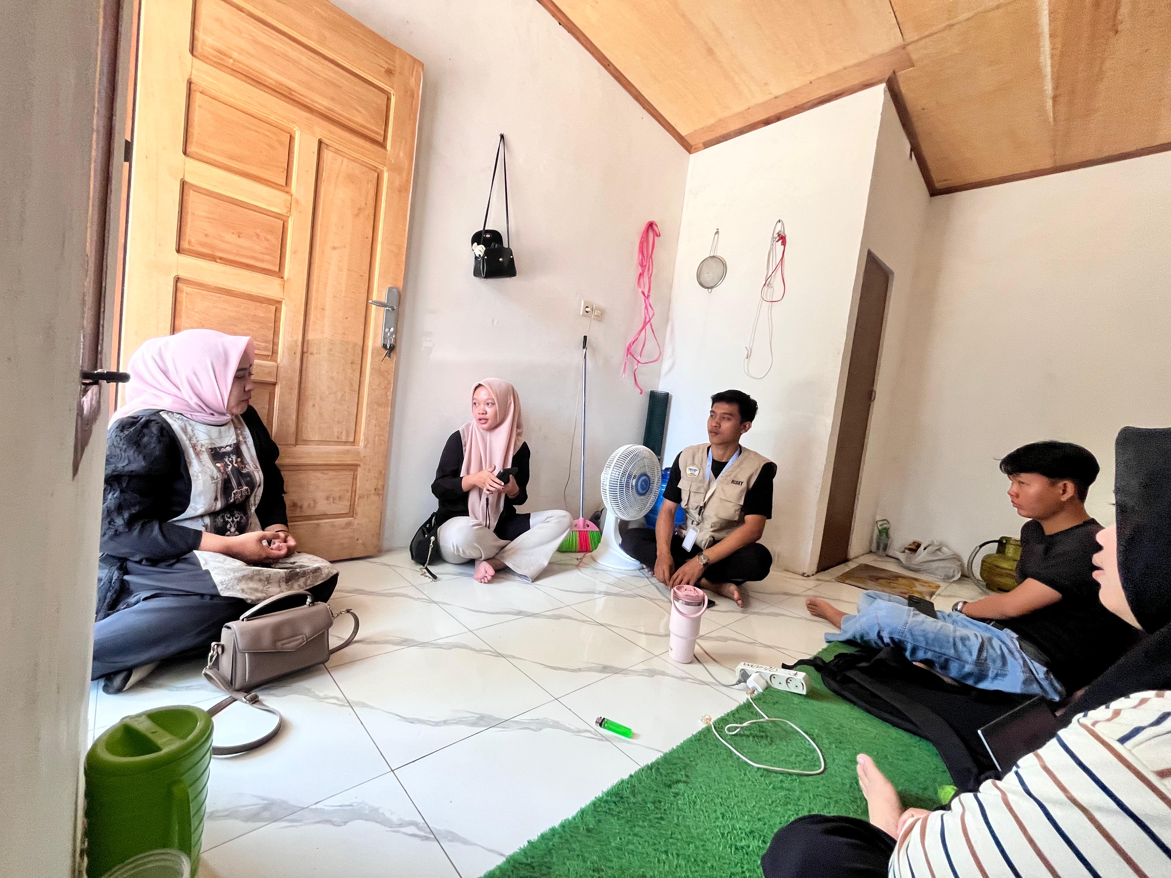 Kunjungan DPL Ke Posko