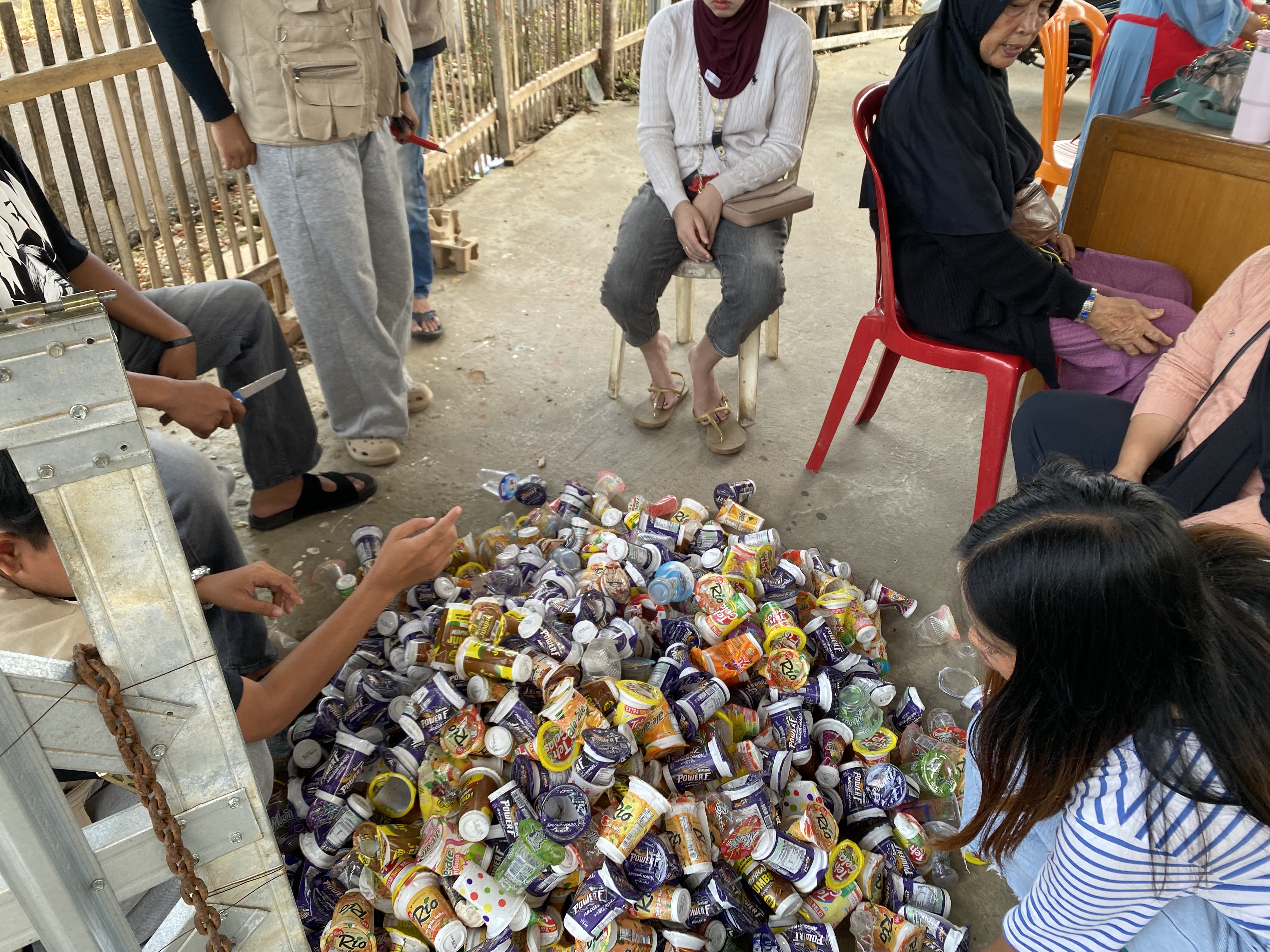 Memilah Sampah