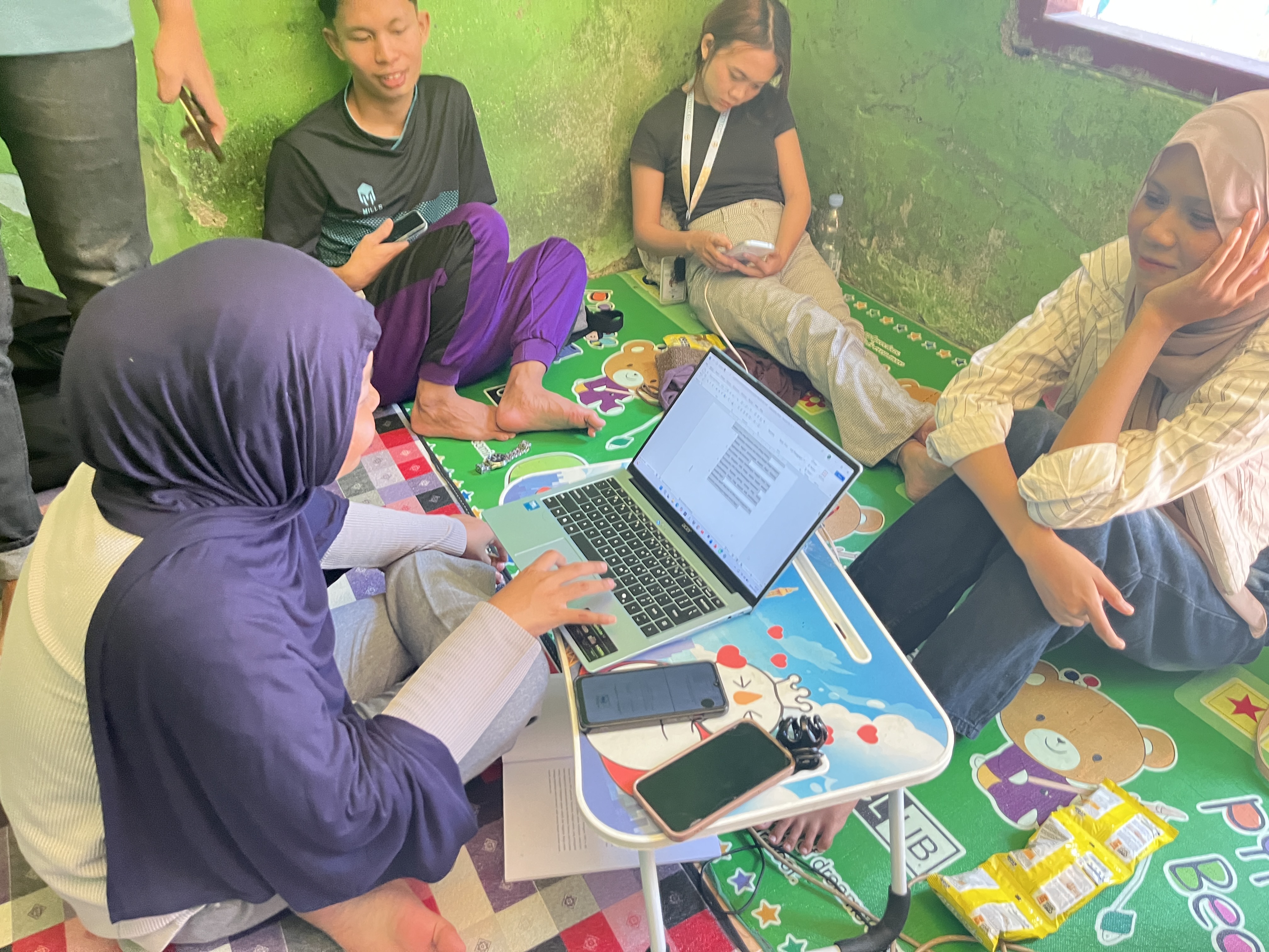 Membuat Pendahuluan Laporan KKN