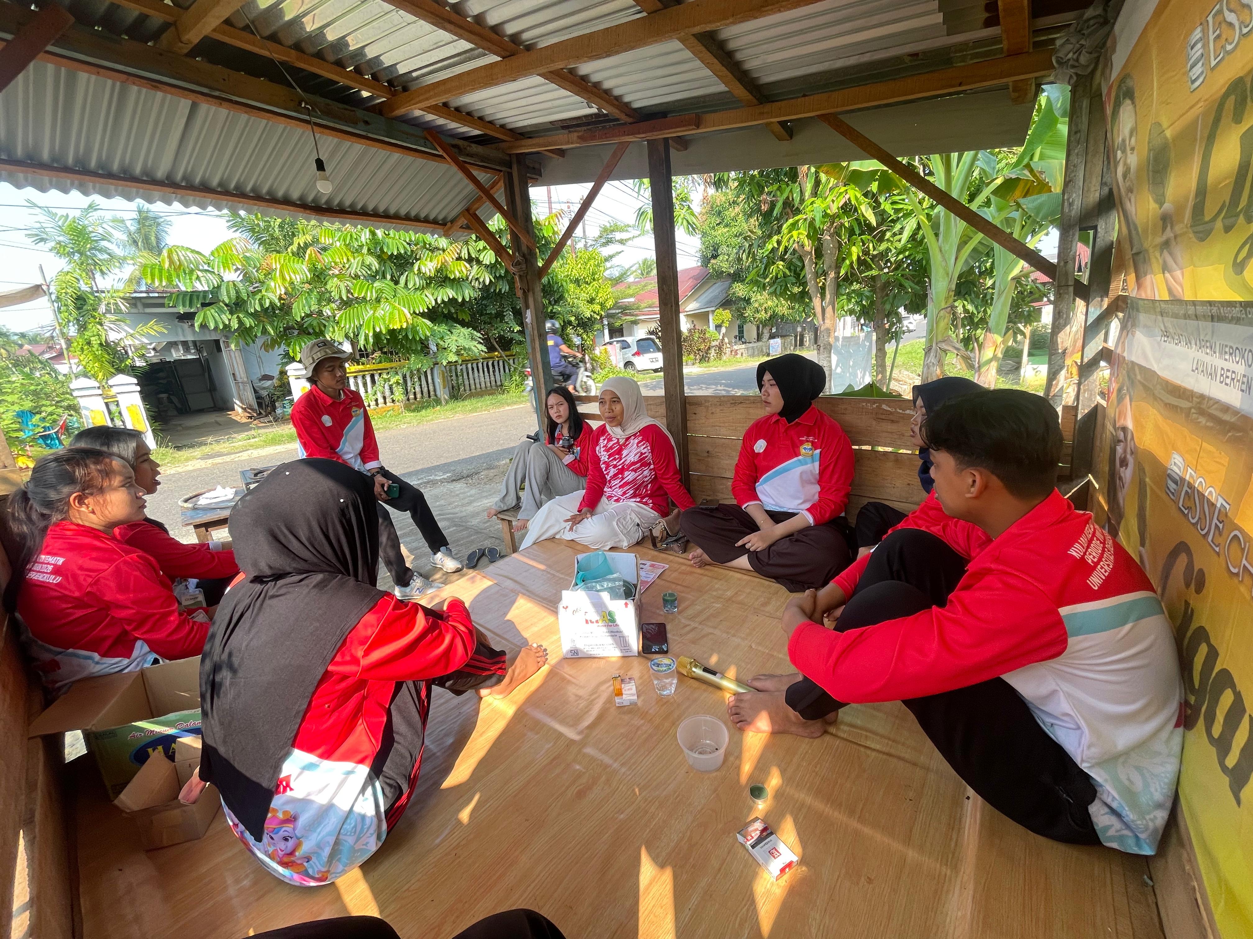 Kunjungan Ibu DPL ke Kelompok 17 