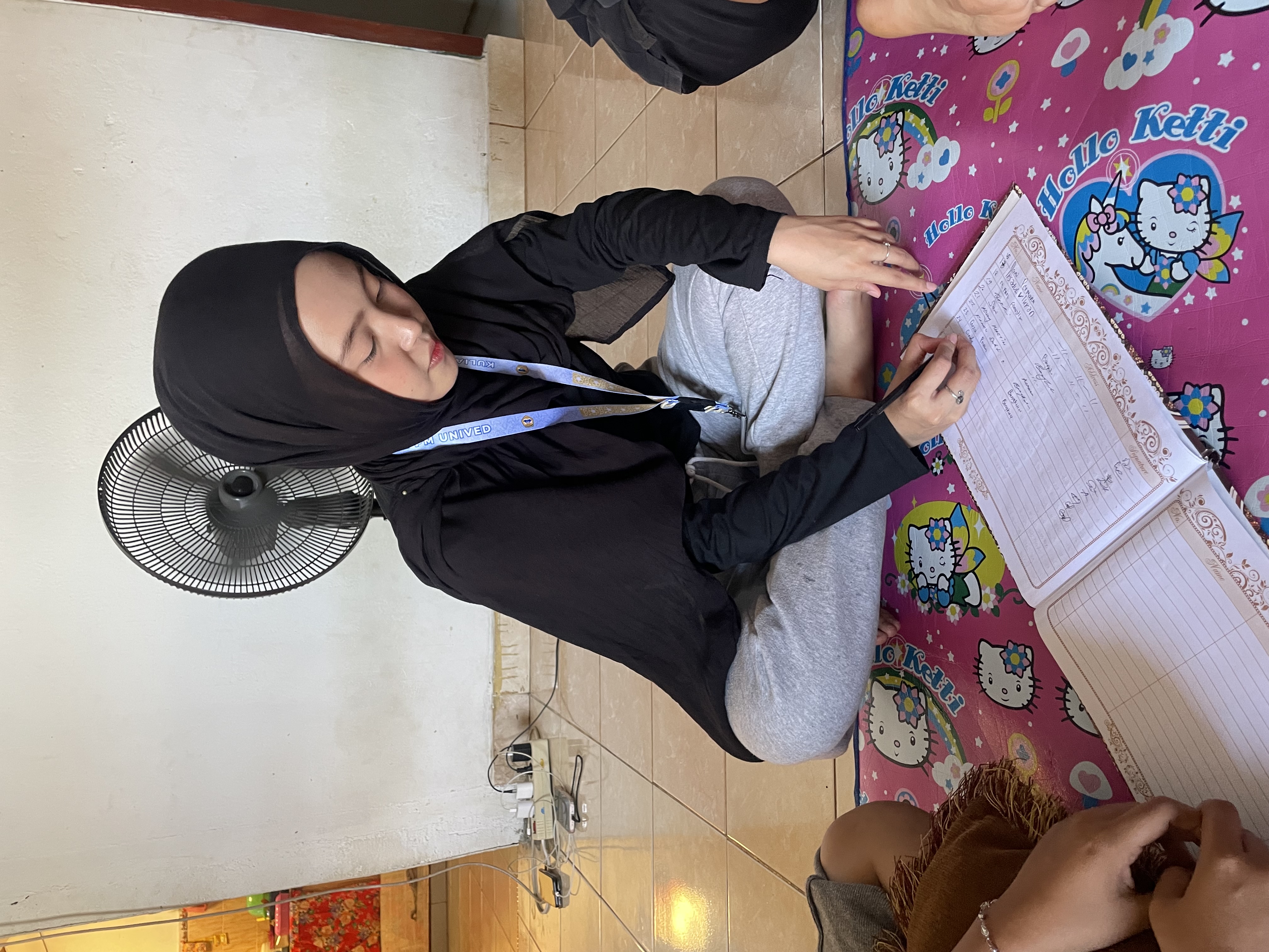Kedatangan tamu dari kelompok 11