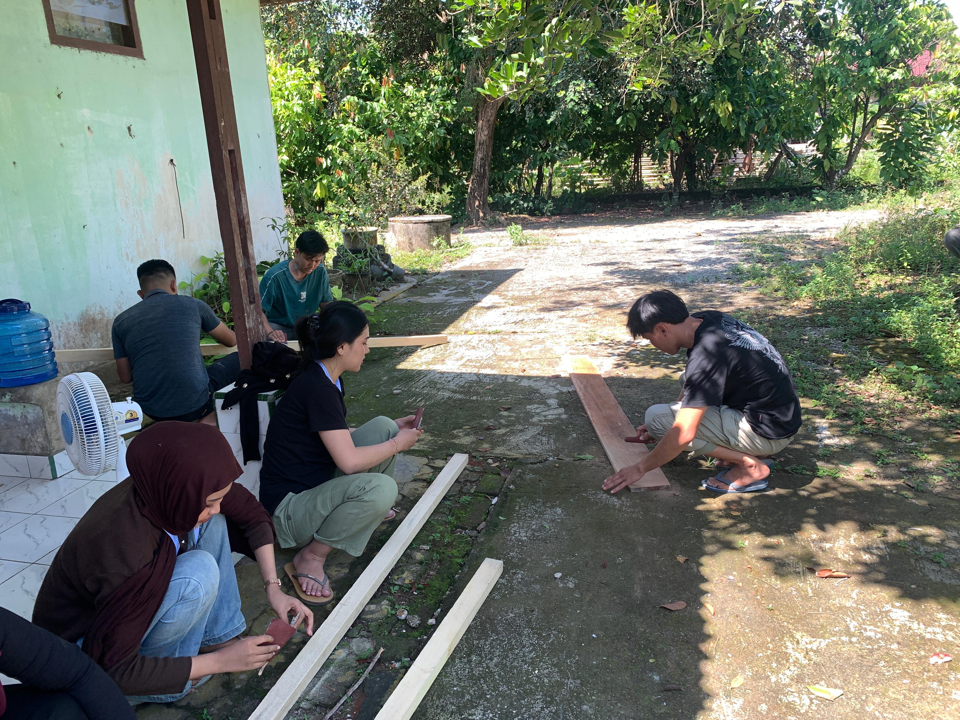 Pembuatan plang 