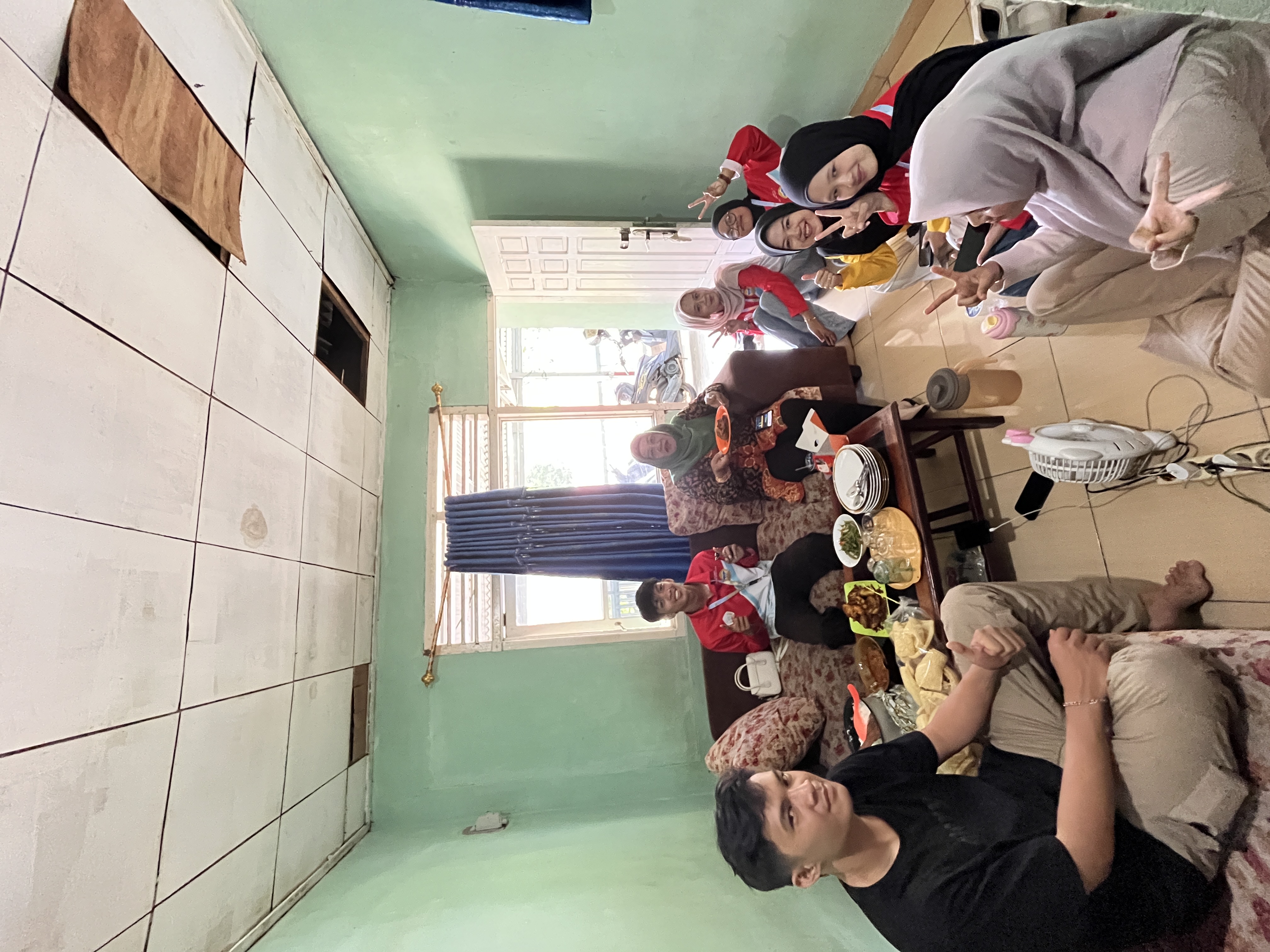 Makan bersama DPL & kelompok 9 