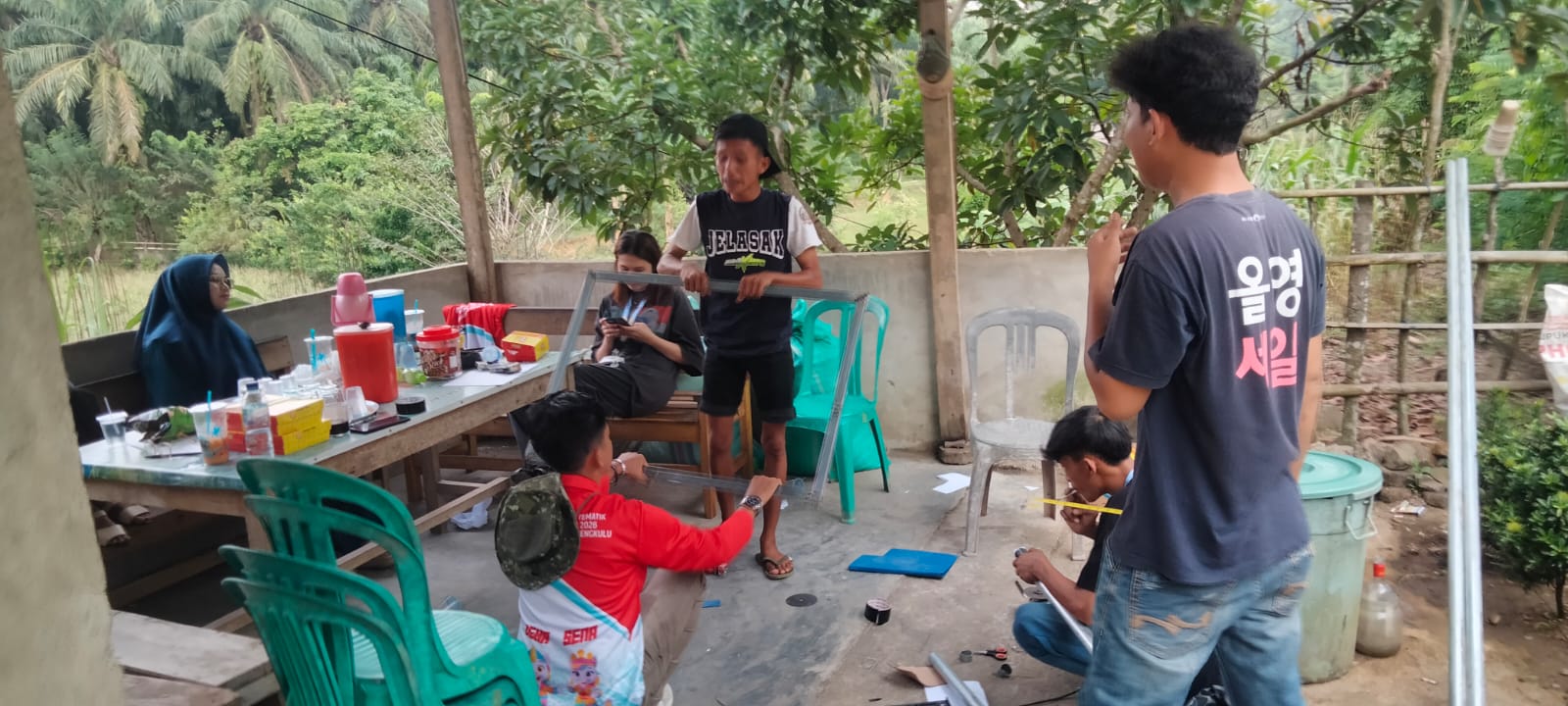 Diskusi pembuatan plang pembatas Desa Gelumbang