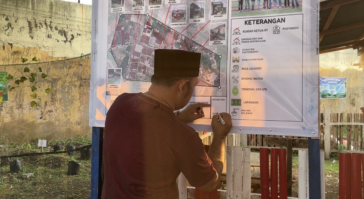 peresmian dan penandatanganan denah lokasi RT 08