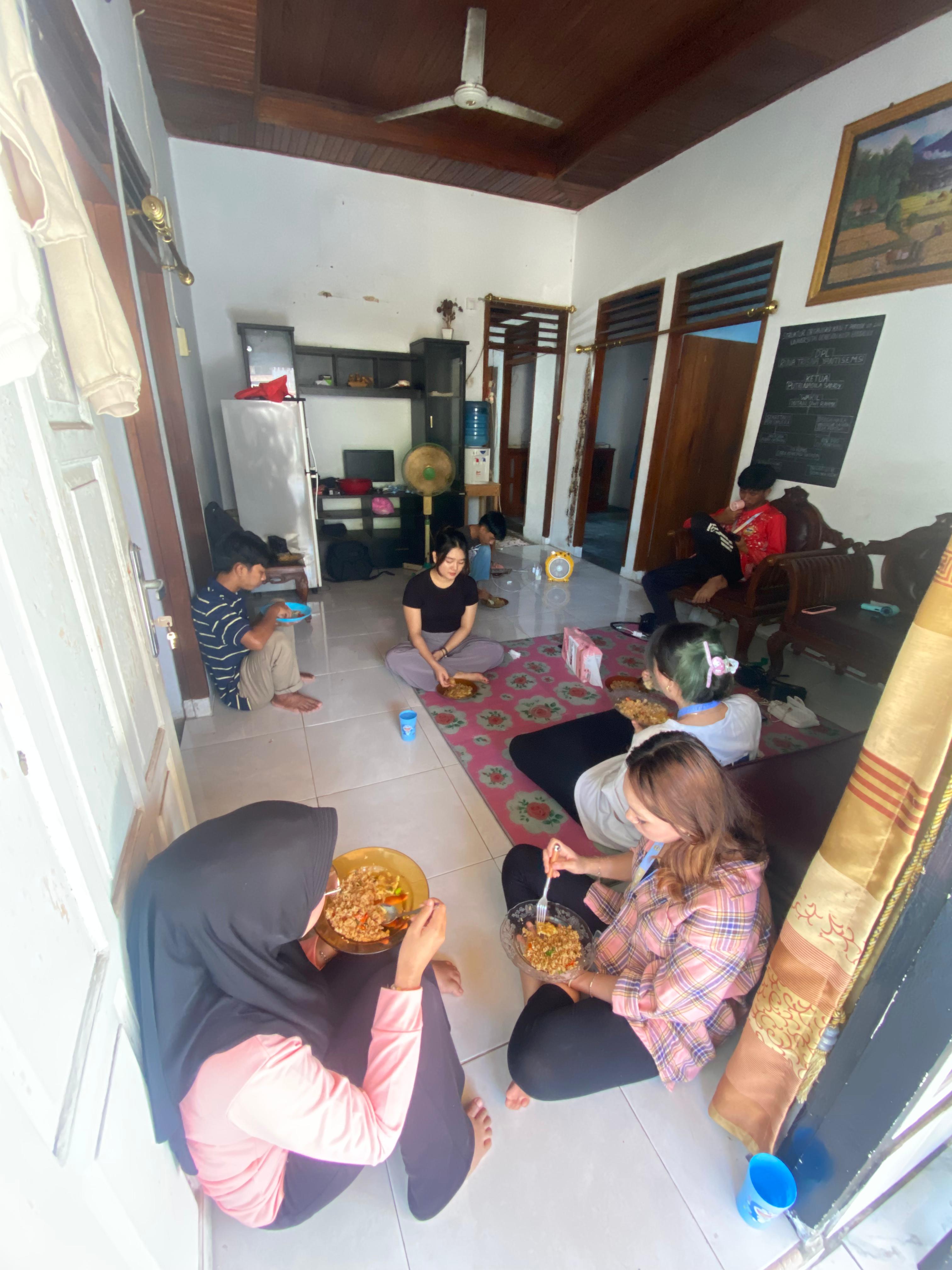 Makan Bersama