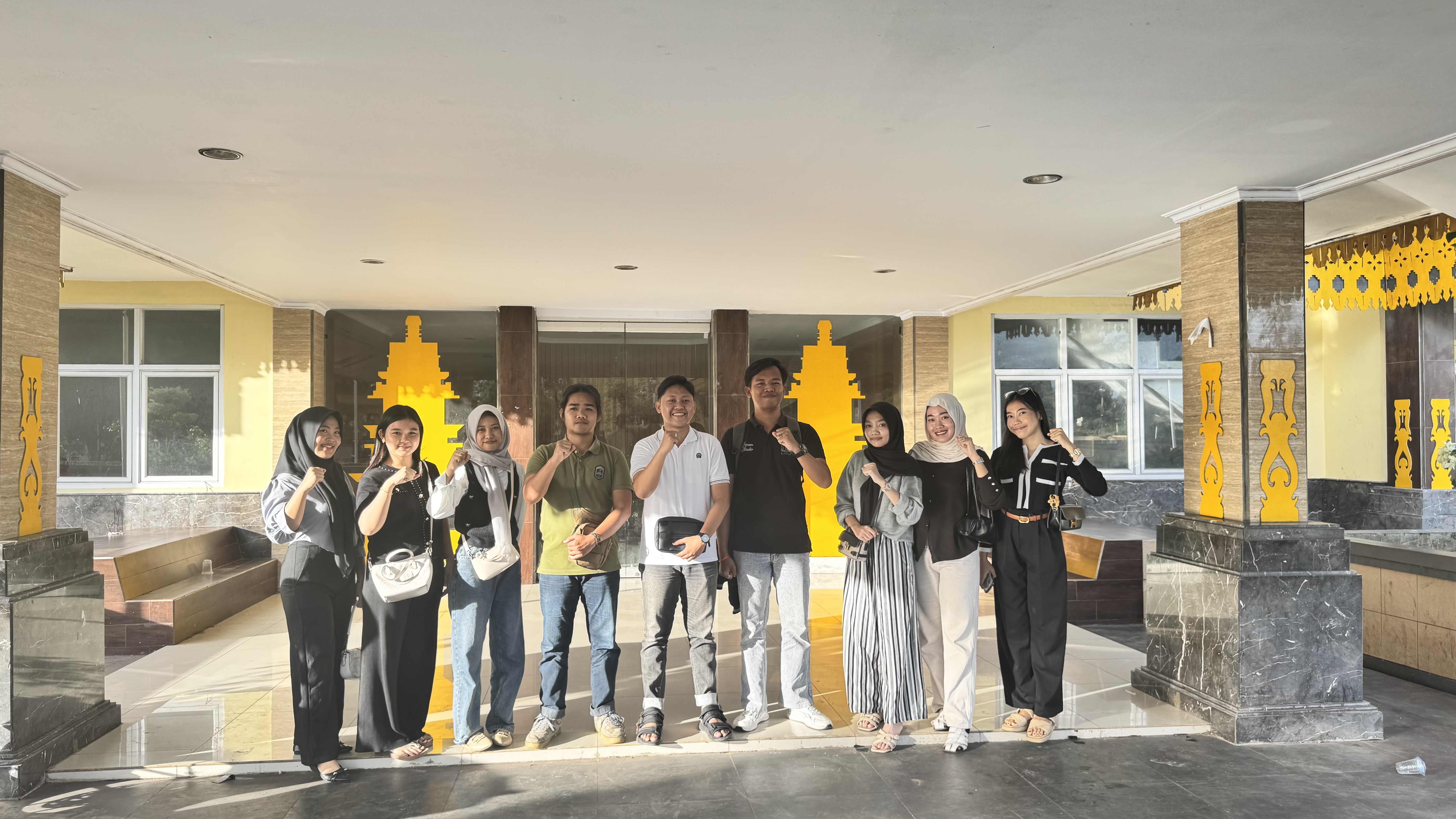 DISKUSI KELOMPOK 15 TENTANG STRUKTUR KELOMPOK DAN RENCANA KEDEPAN