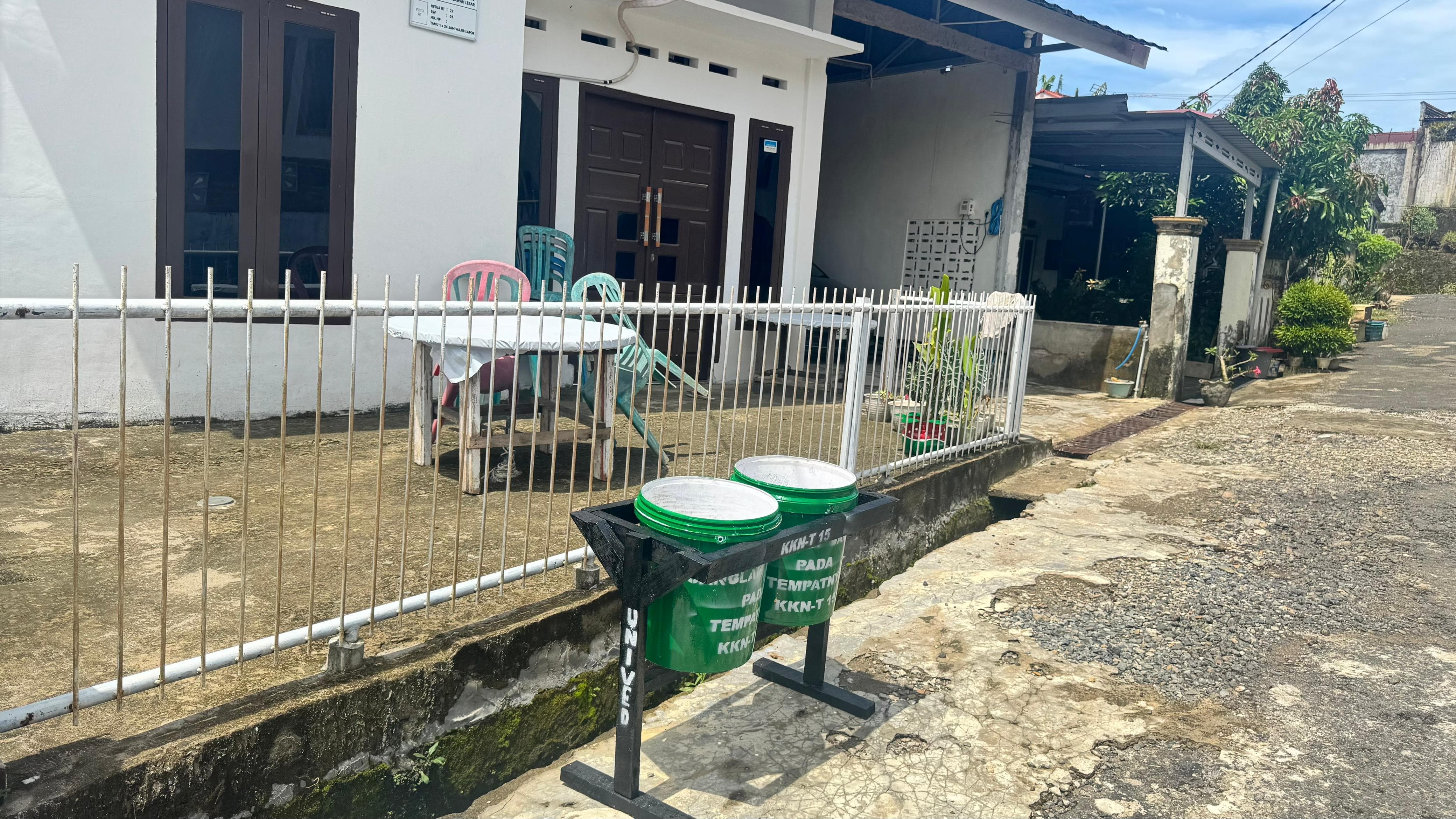 PEMASANGAN PROKER KALENG KARYA 