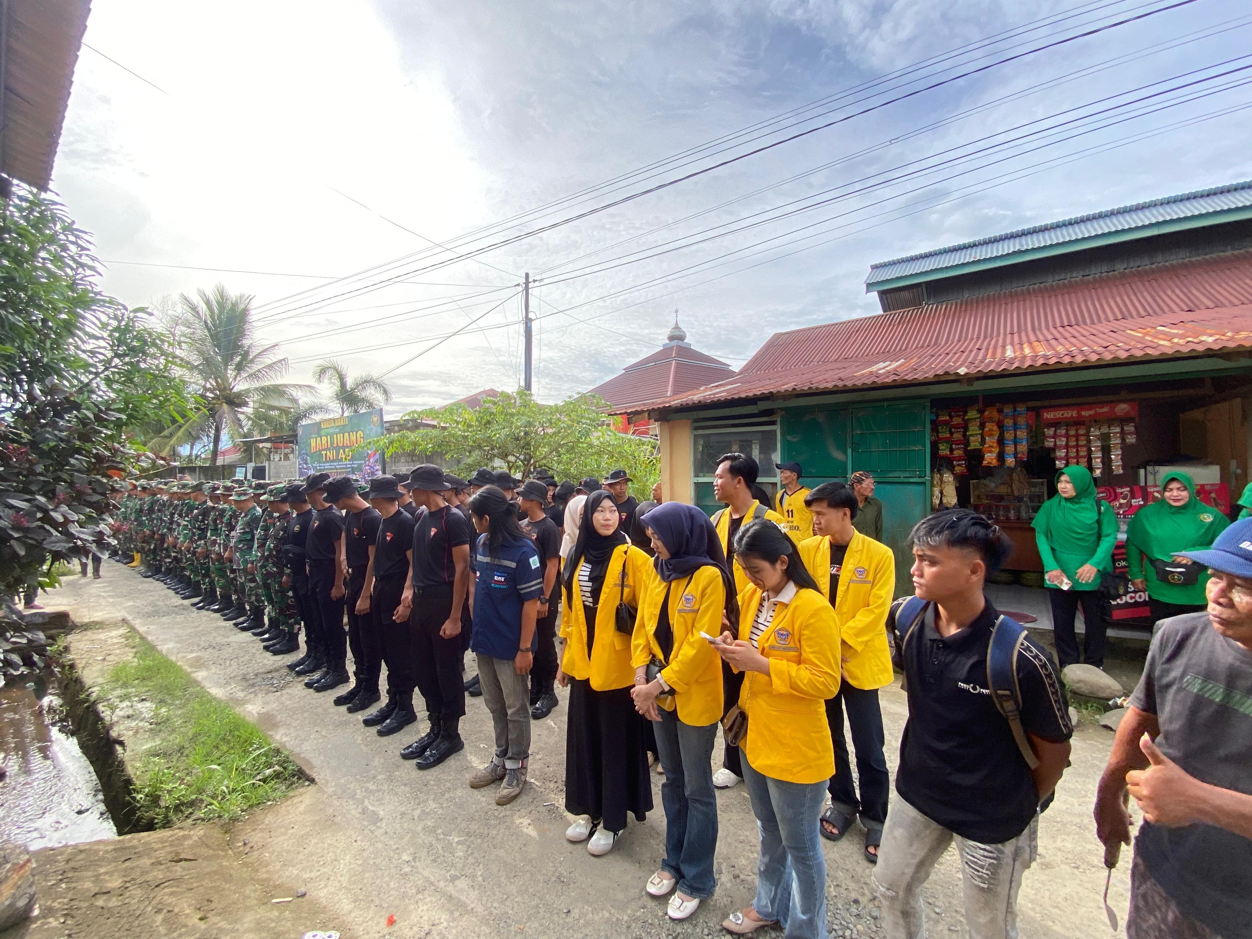 RESIK BERSAMA  ( RELAWAN BERSIH BERSIH SEPENUH HATI ) MINGGU KE 3