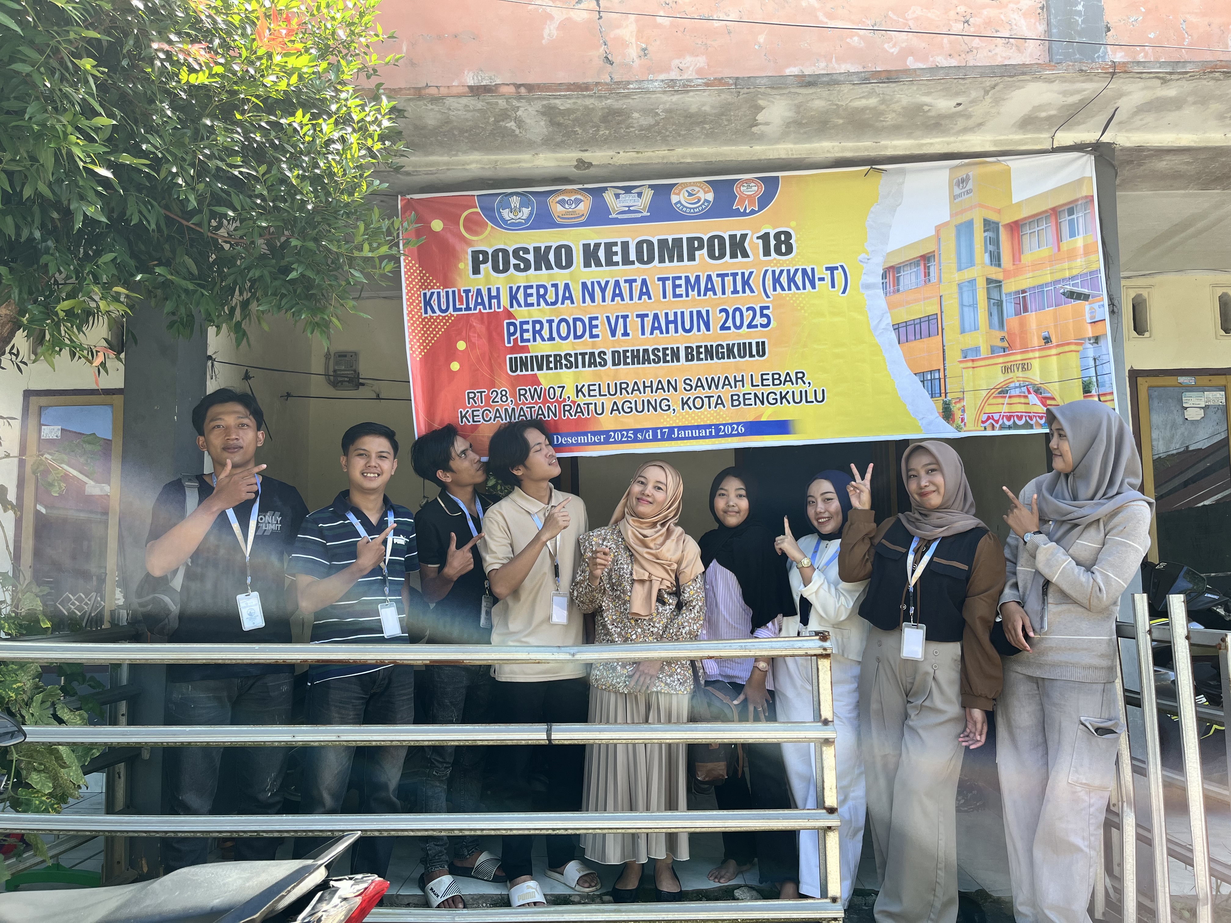 KUNJUNGAN IBUK DPL KE POSKO KKN -T KELOMPOK 18 RT 28 RW 07 SAWAH LEBAR 